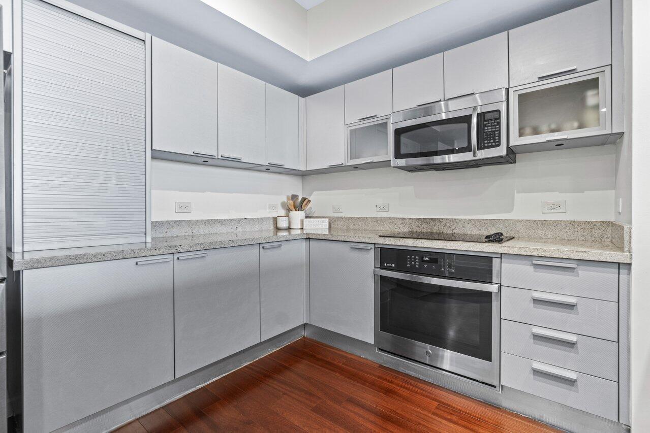 MARINA GRANDE RIVIERA BEACH CONDO - Residential