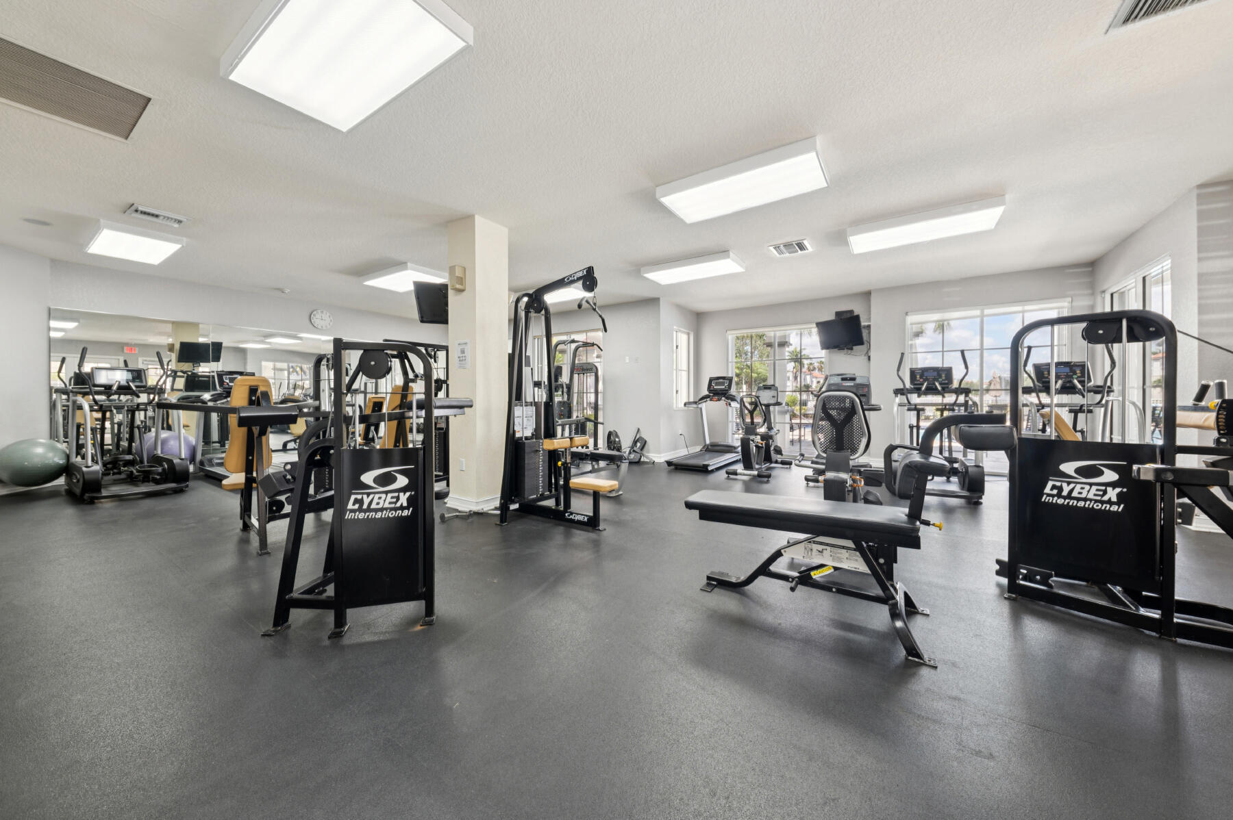 RESIDENCES AT LEGACY PLACE CONDO - Residential Lease