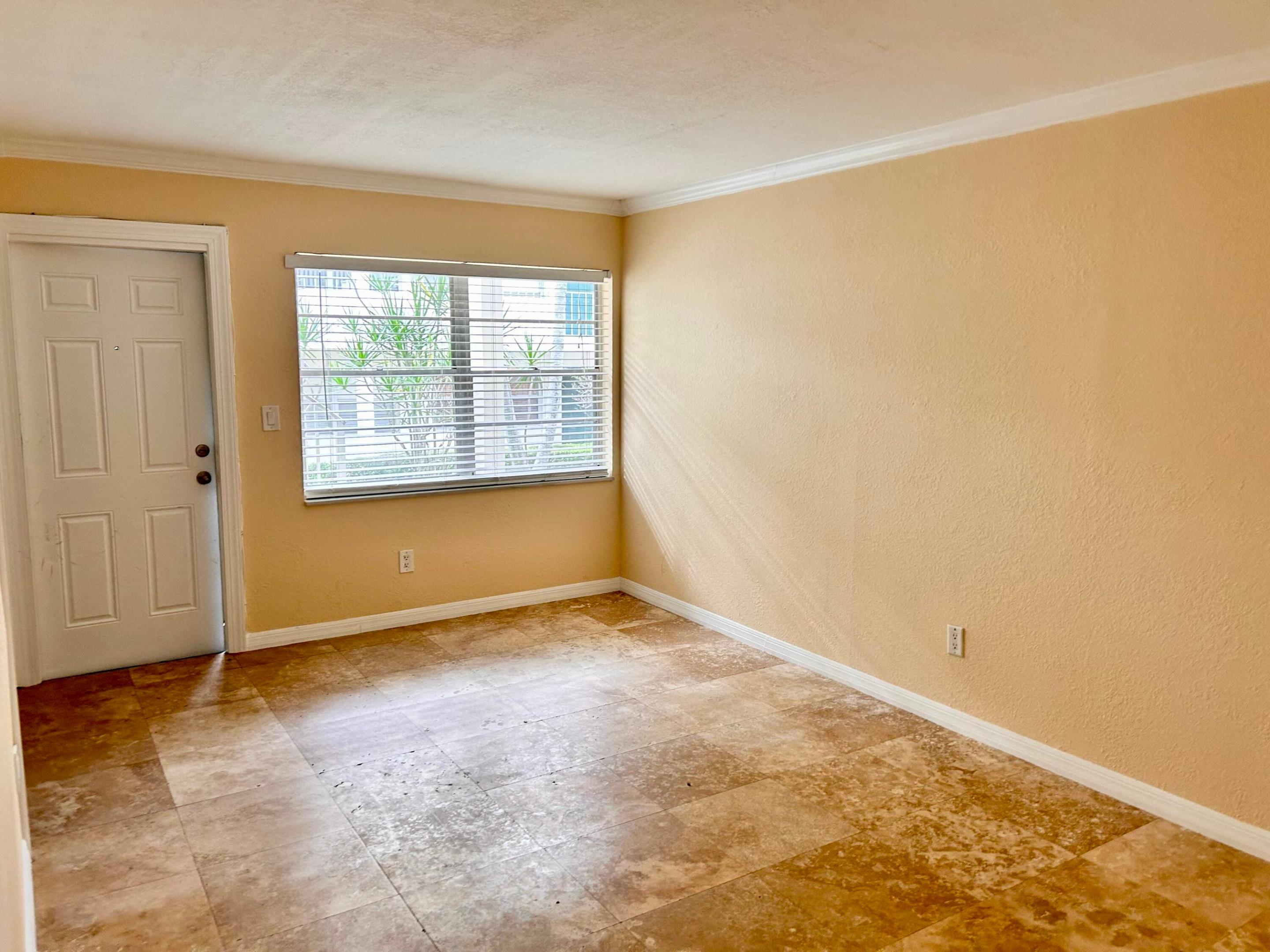 BOCA HILLS CONDO - Residential Lease