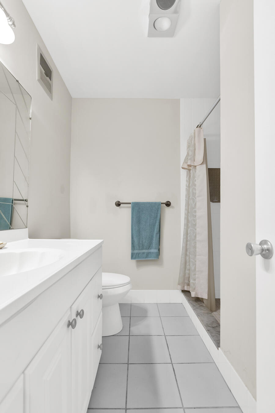 BEVERLY HILLS CONDO NUMBER TWO - Residential