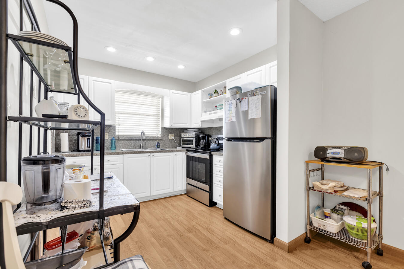 BEVERLY HILLS CONDO NUMBER TWO - Residential