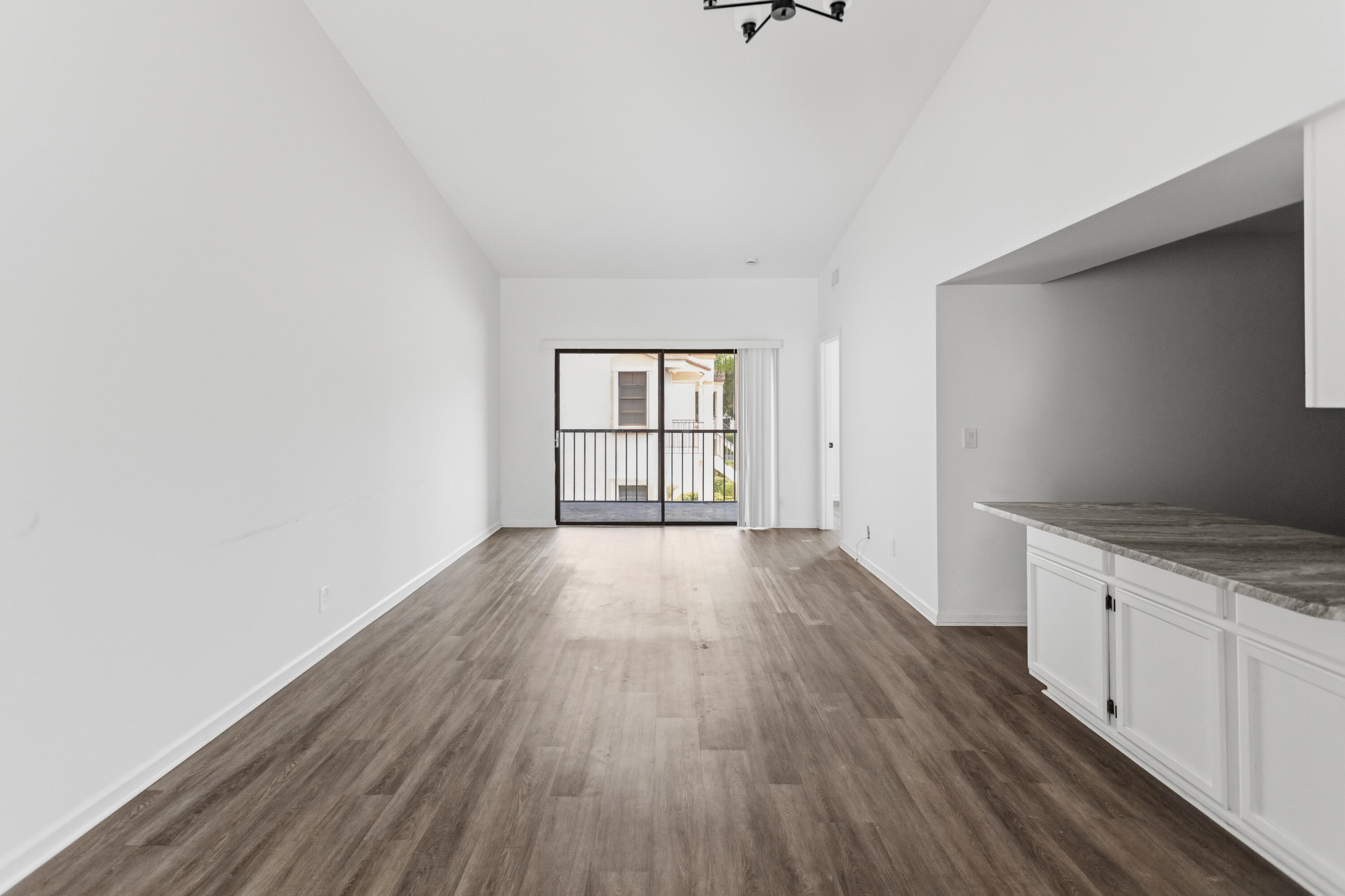 LAKE WINDWOOD CONDO - Residential Lease