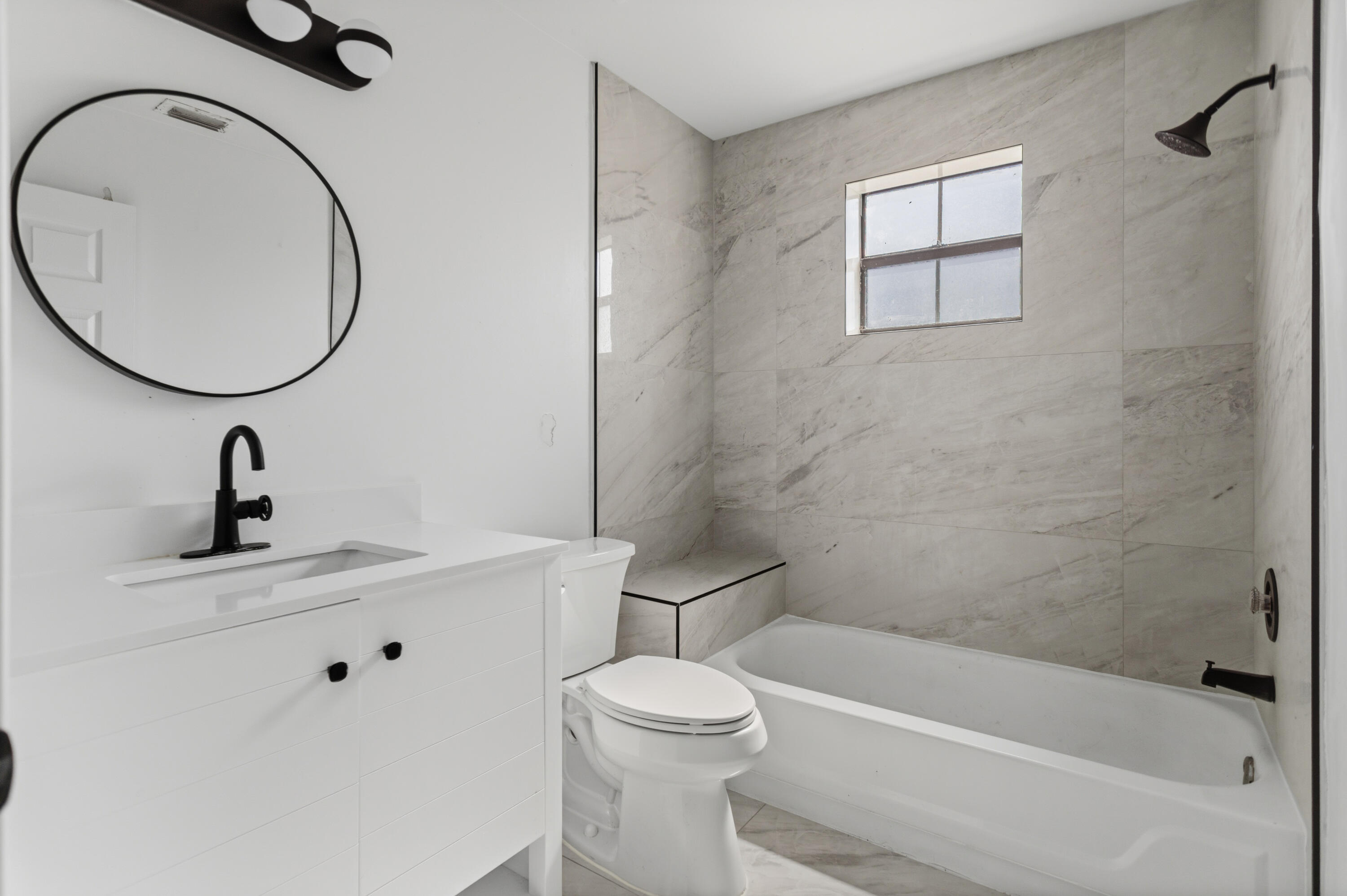 LAKE WINDWOOD CONDO - Residential Lease