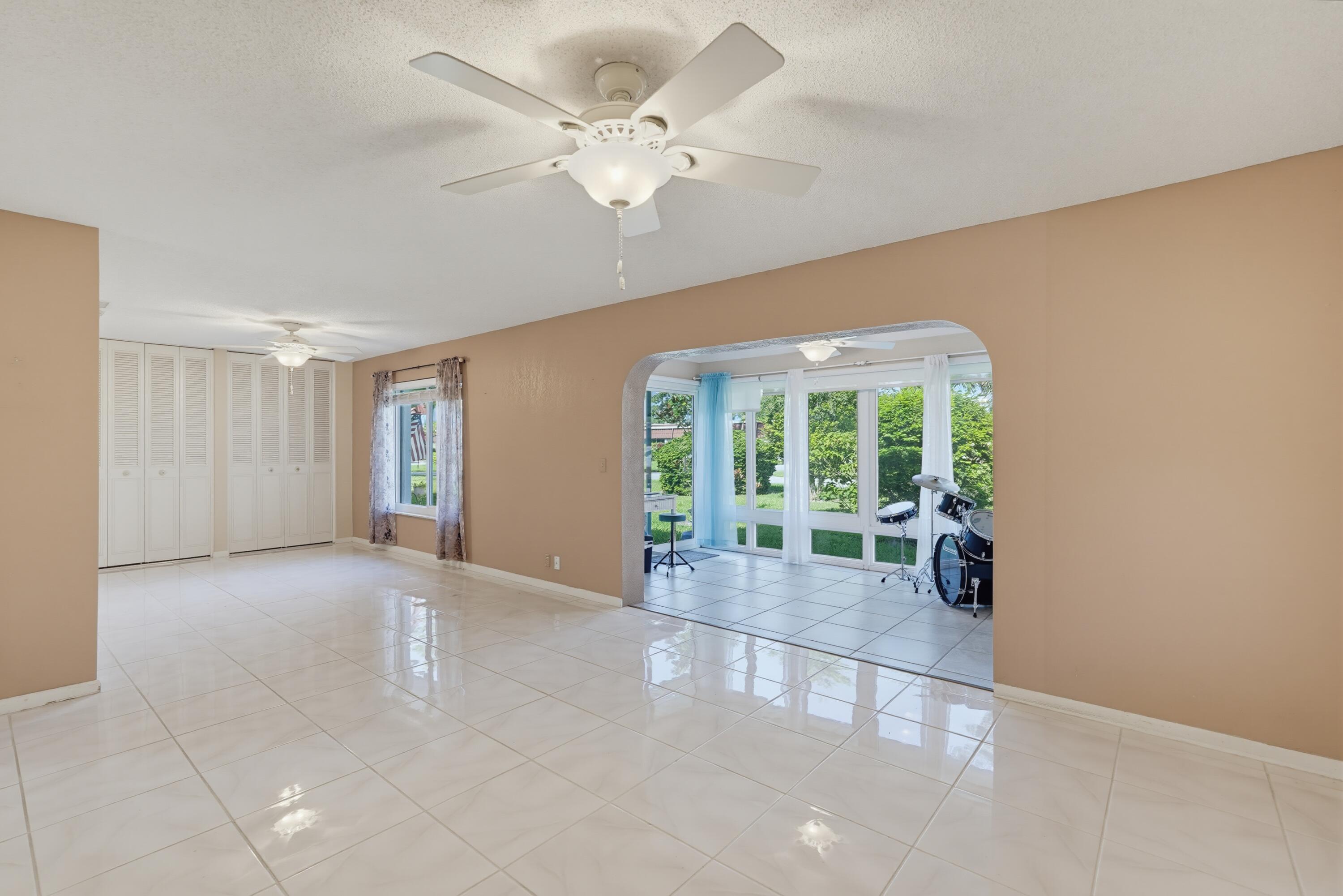 COVERED BRIDGE CONDO - Residential