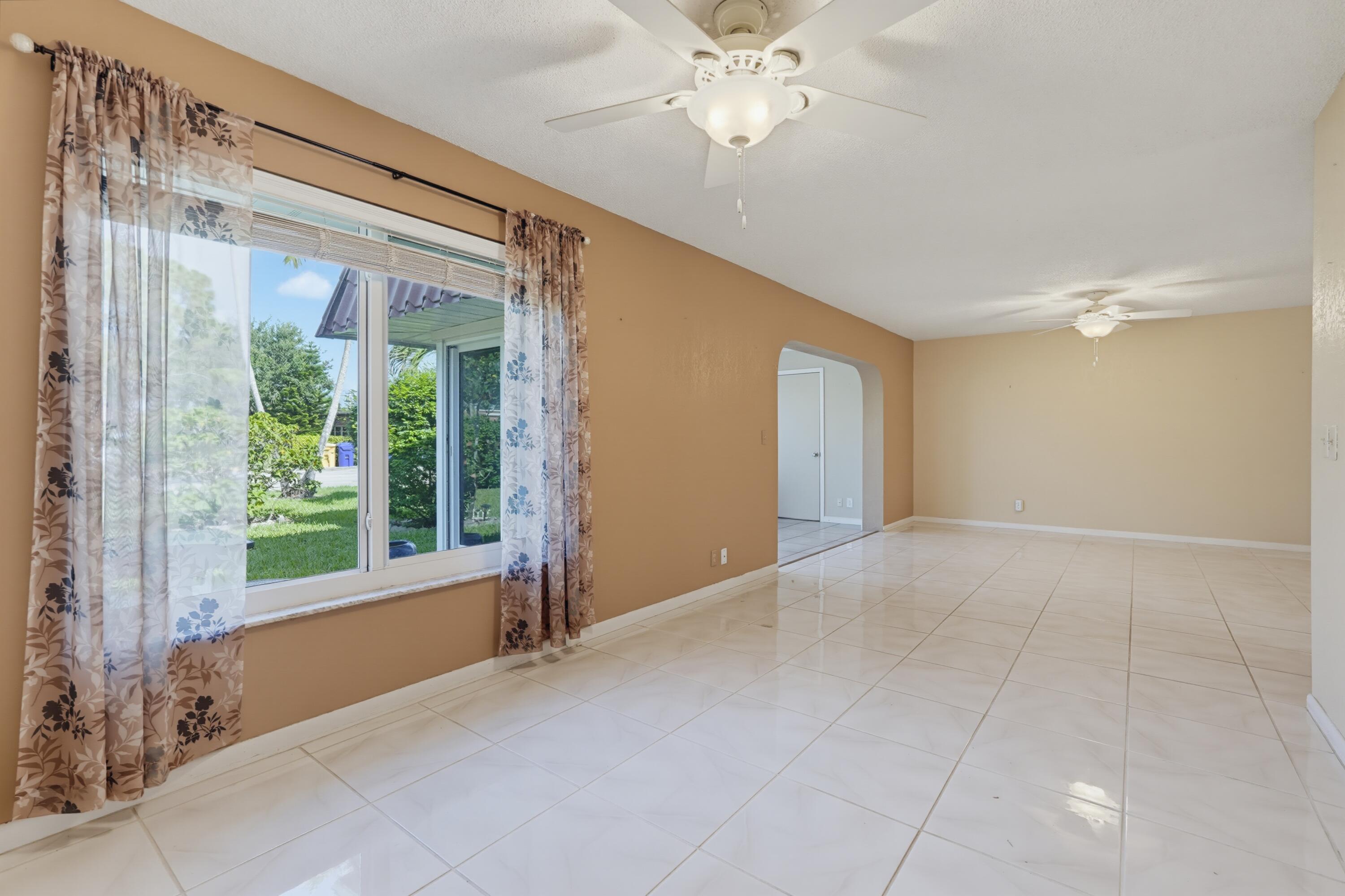 COVERED BRIDGE CONDO - Residential