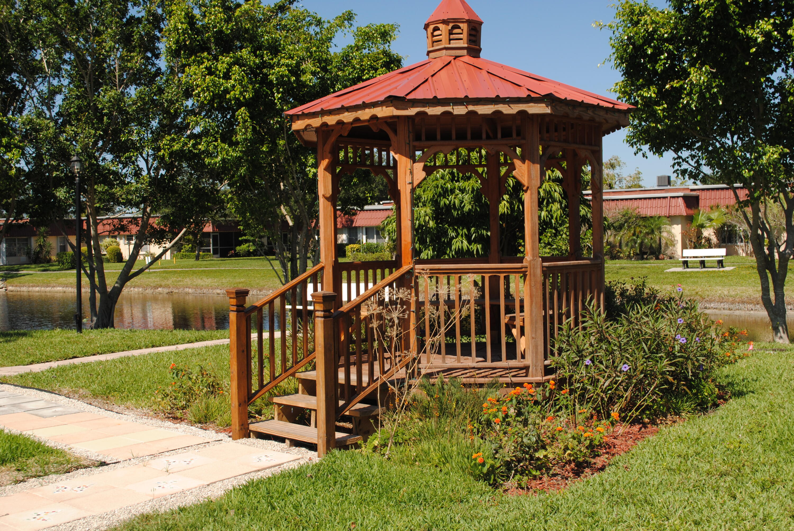 COVERED BRIDGE CONDO - Residential