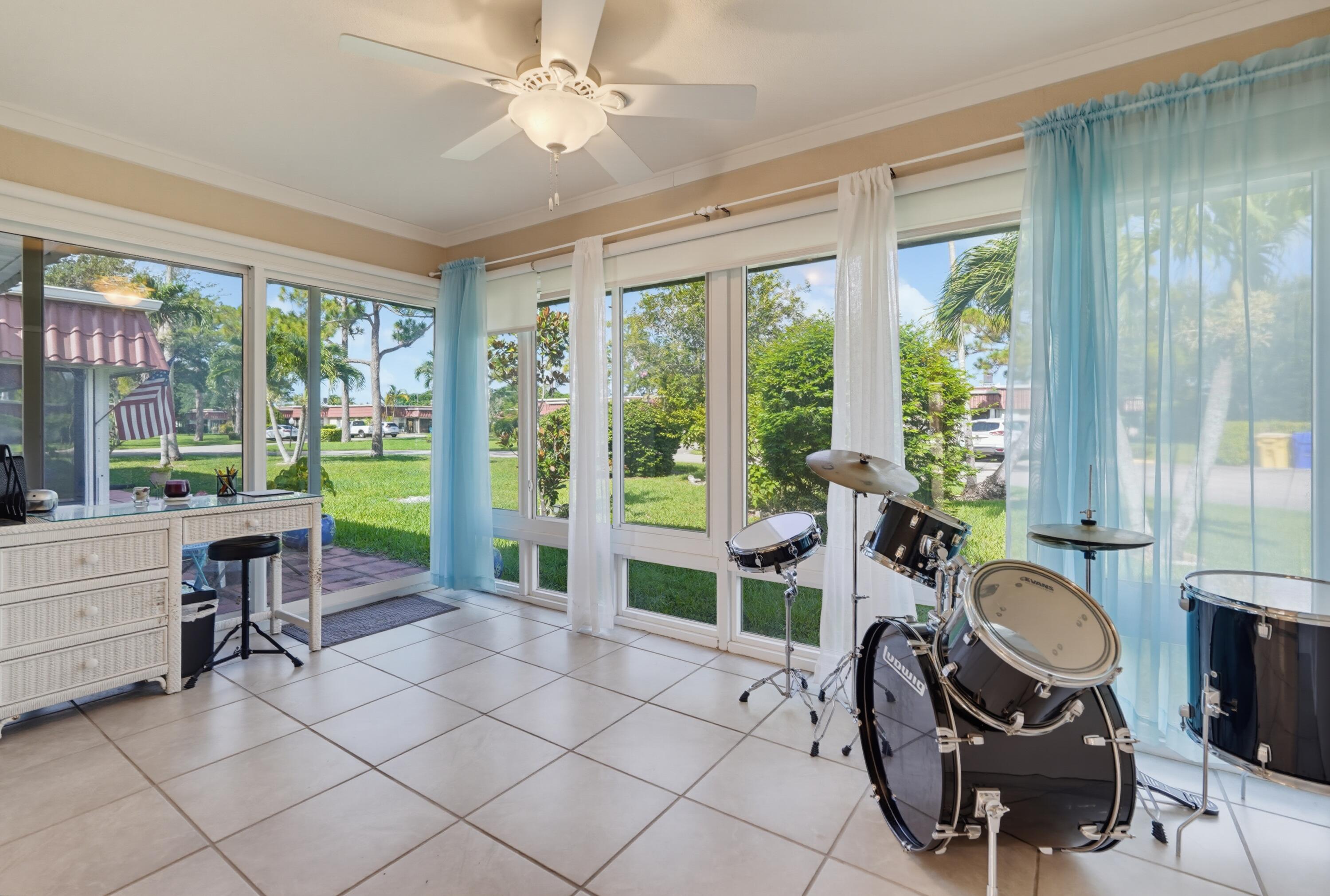 COVERED BRIDGE CONDO - Residential