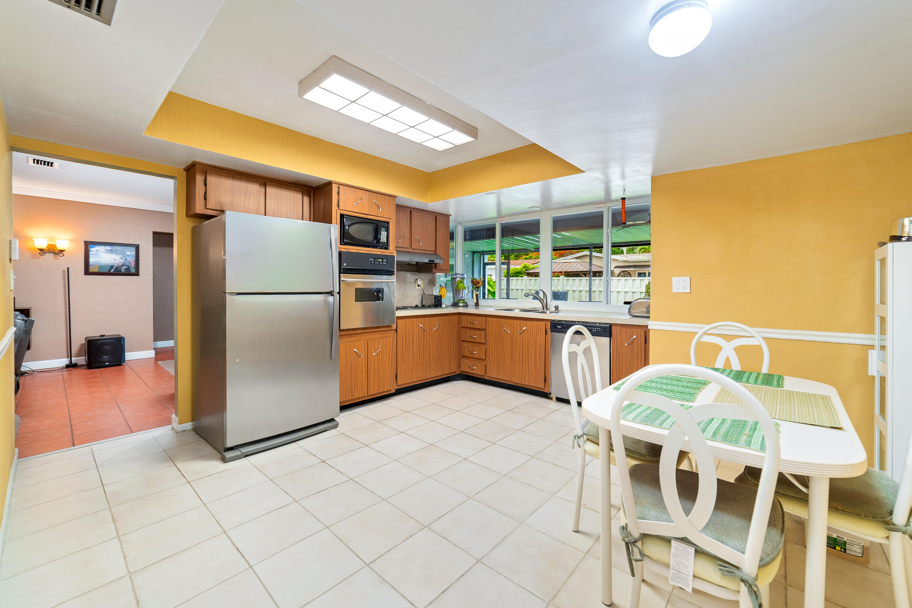 NOB HILL ESTATES 1 SEC - Residential