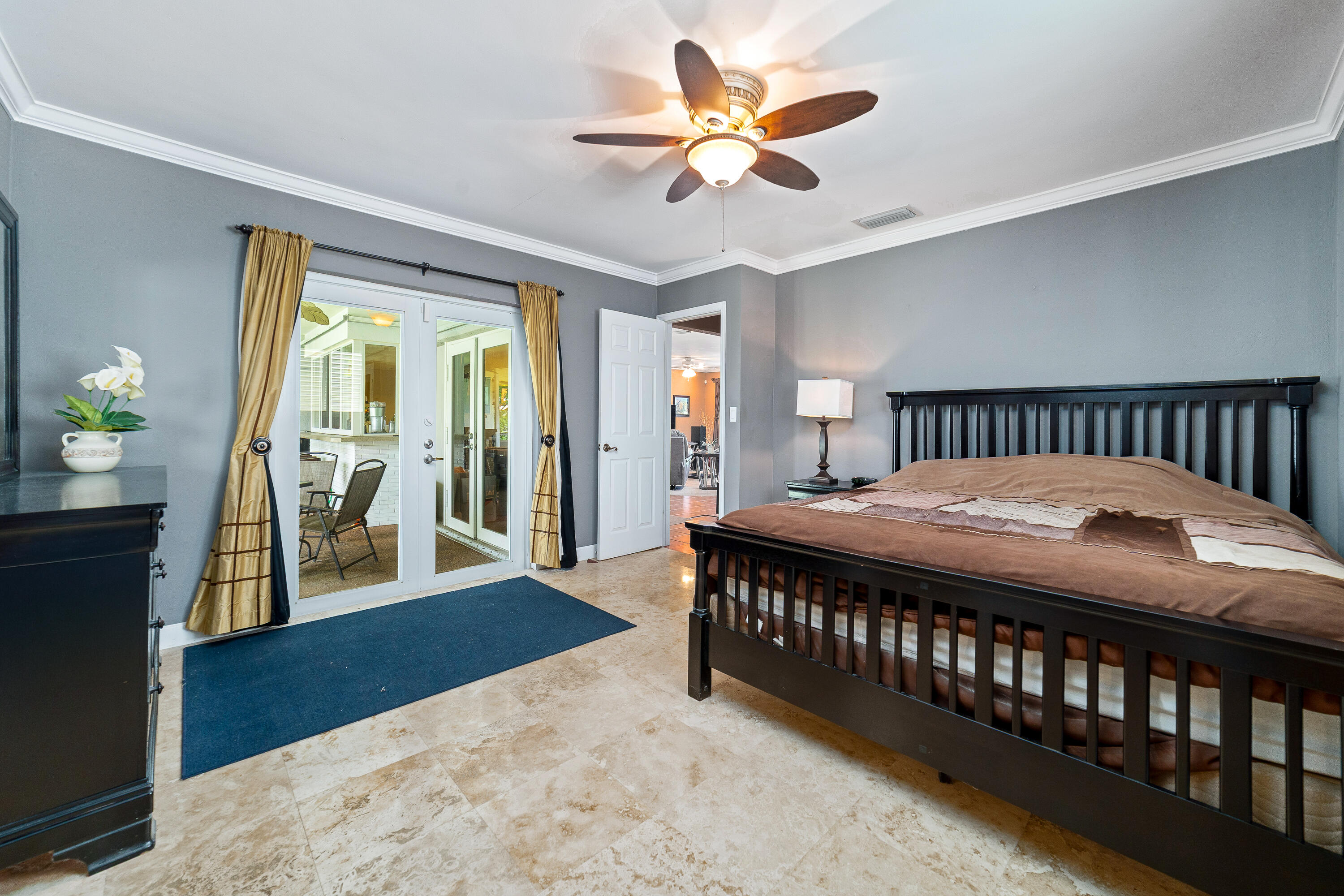 NOB HILL ESTATES 1 SEC - Residential