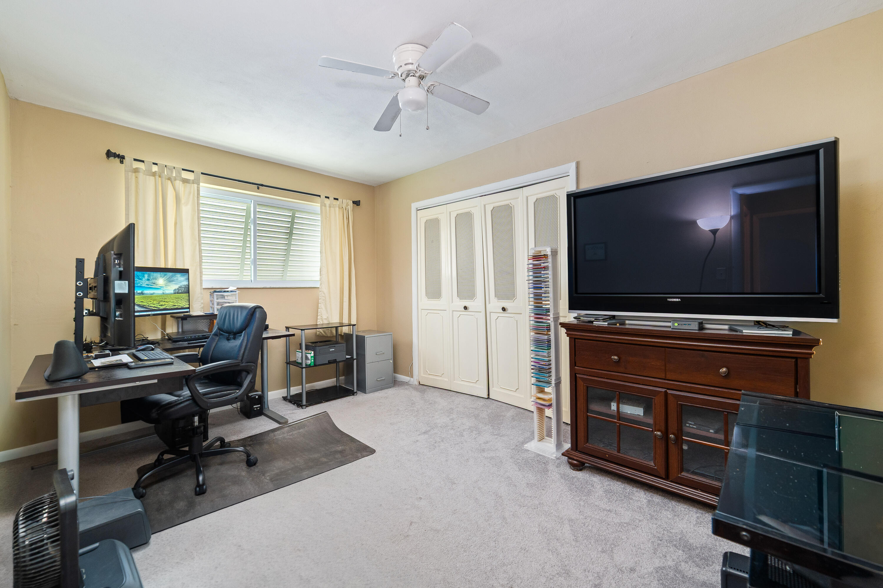 NOB HILL ESTATES 1 SEC - Residential