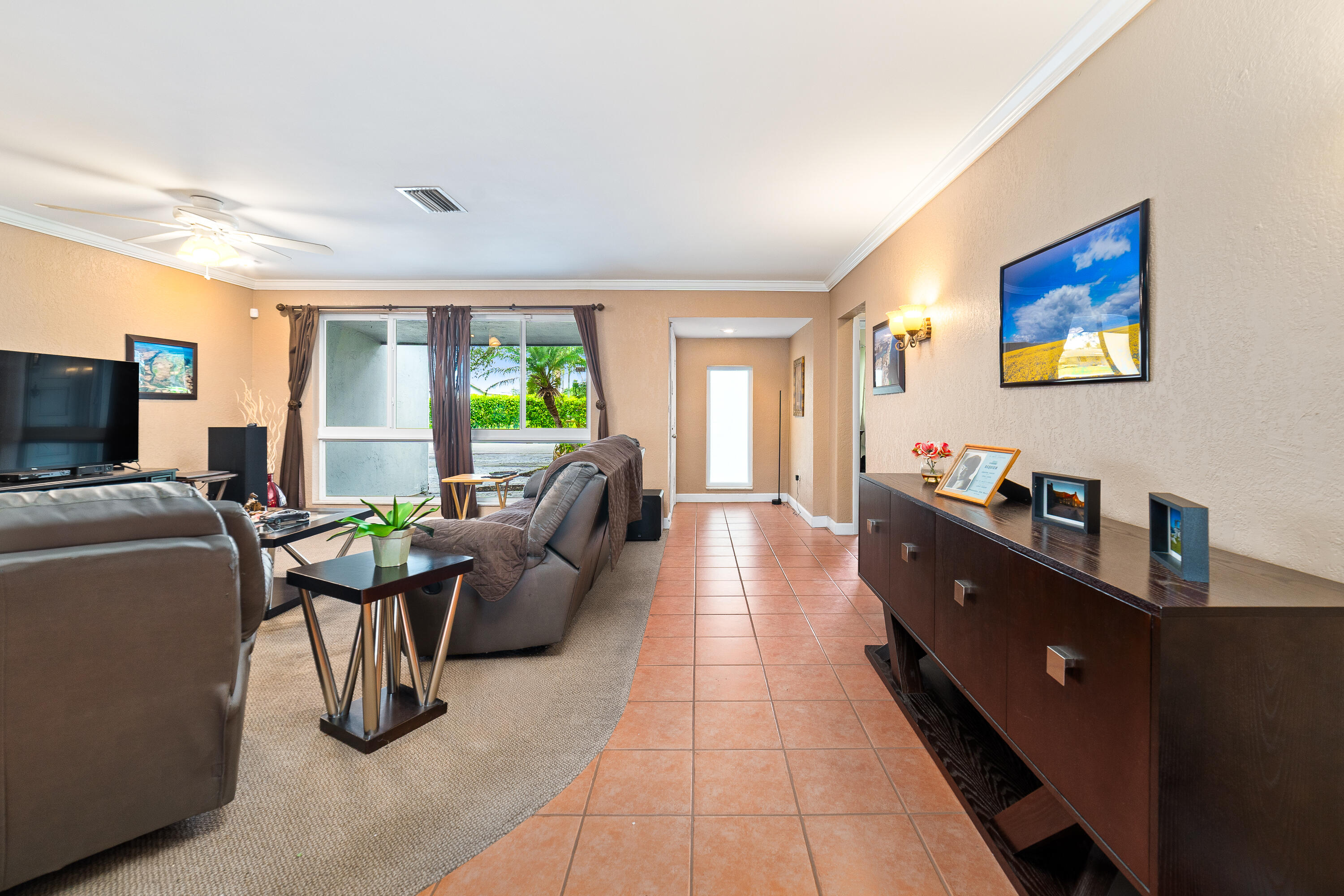 NOB HILL ESTATES 1 SEC - Residential