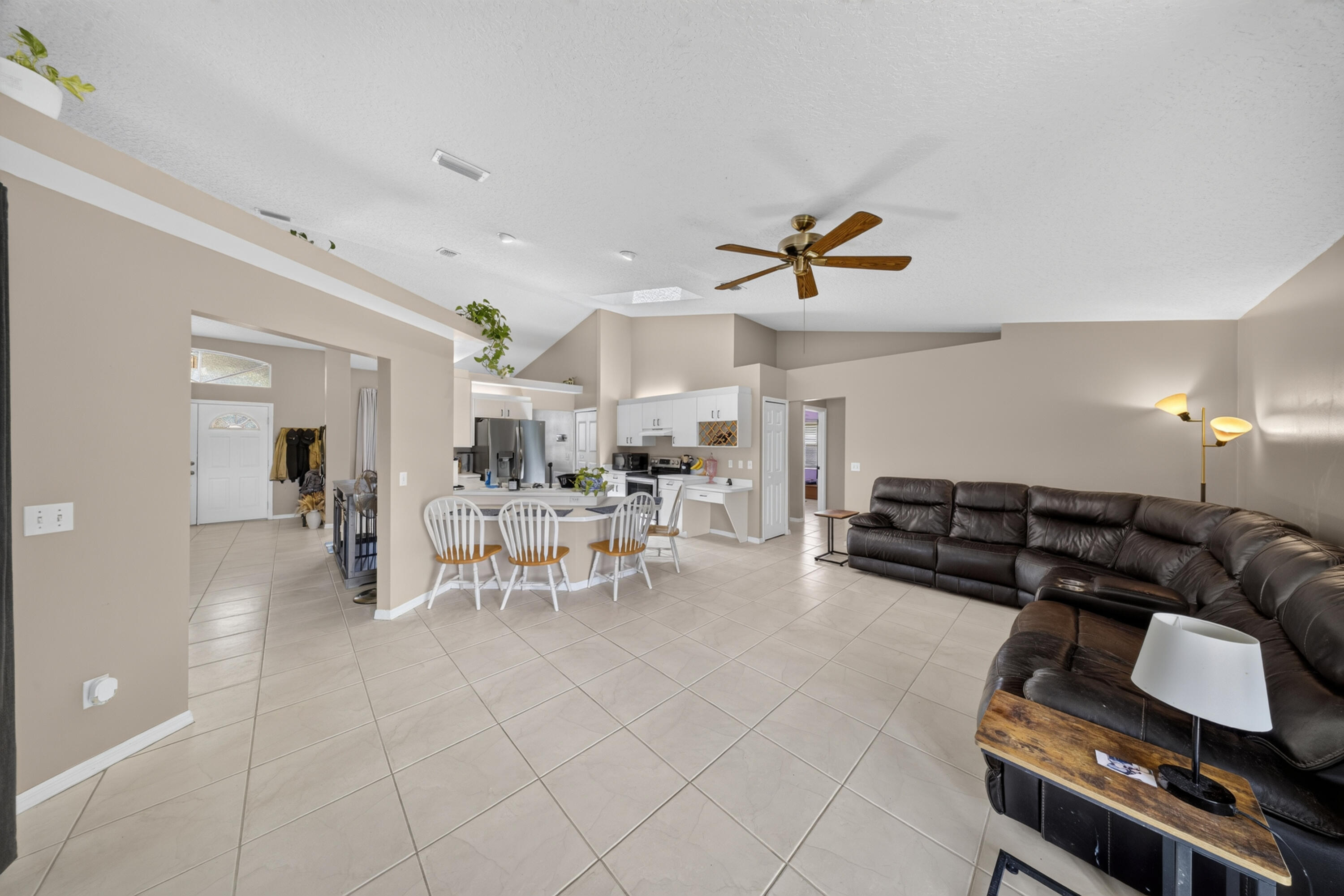 PORT ST LUCIE SECTION 4 - Residential