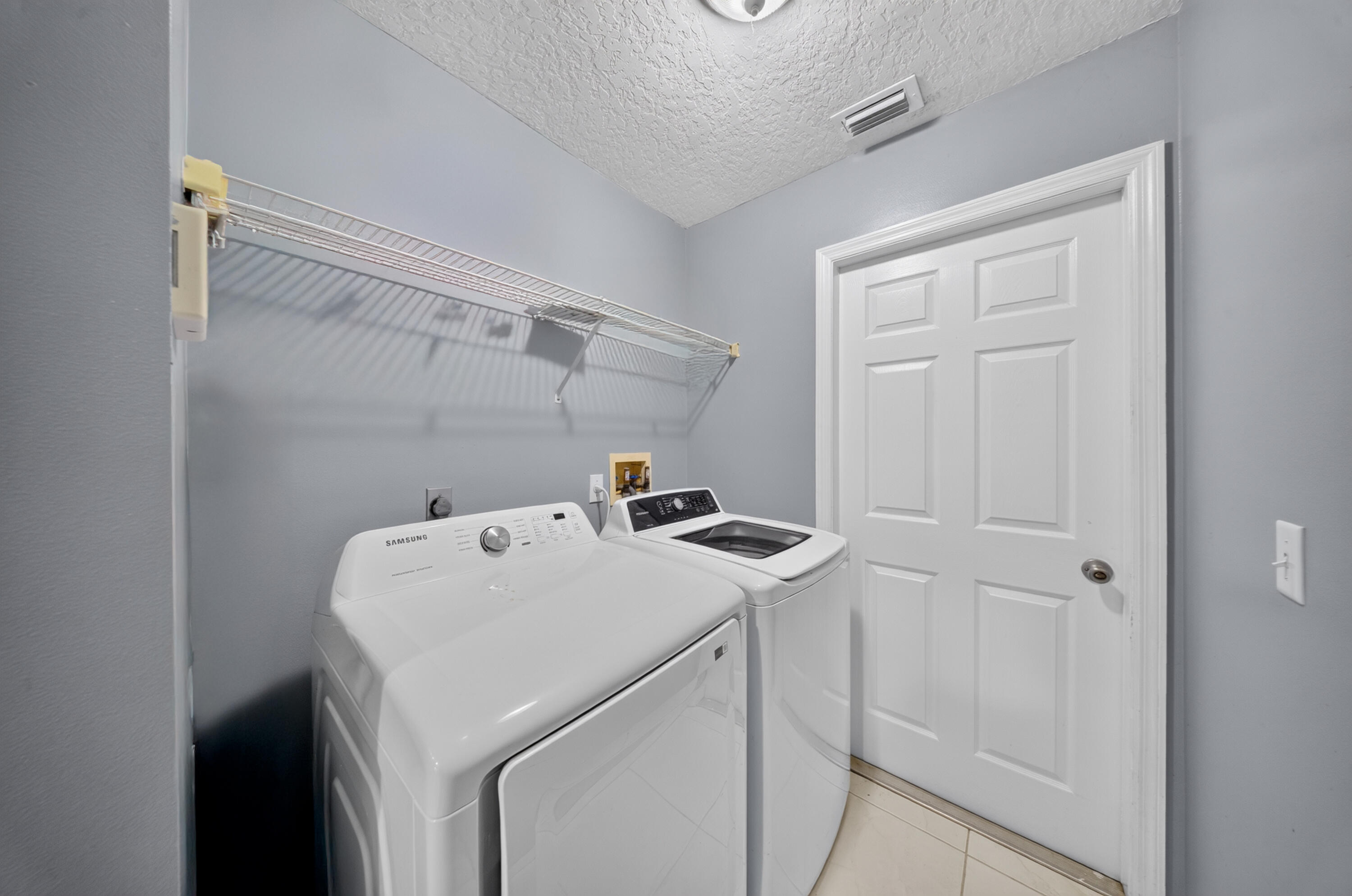 PORT ST LUCIE SECTION 4 - Residential