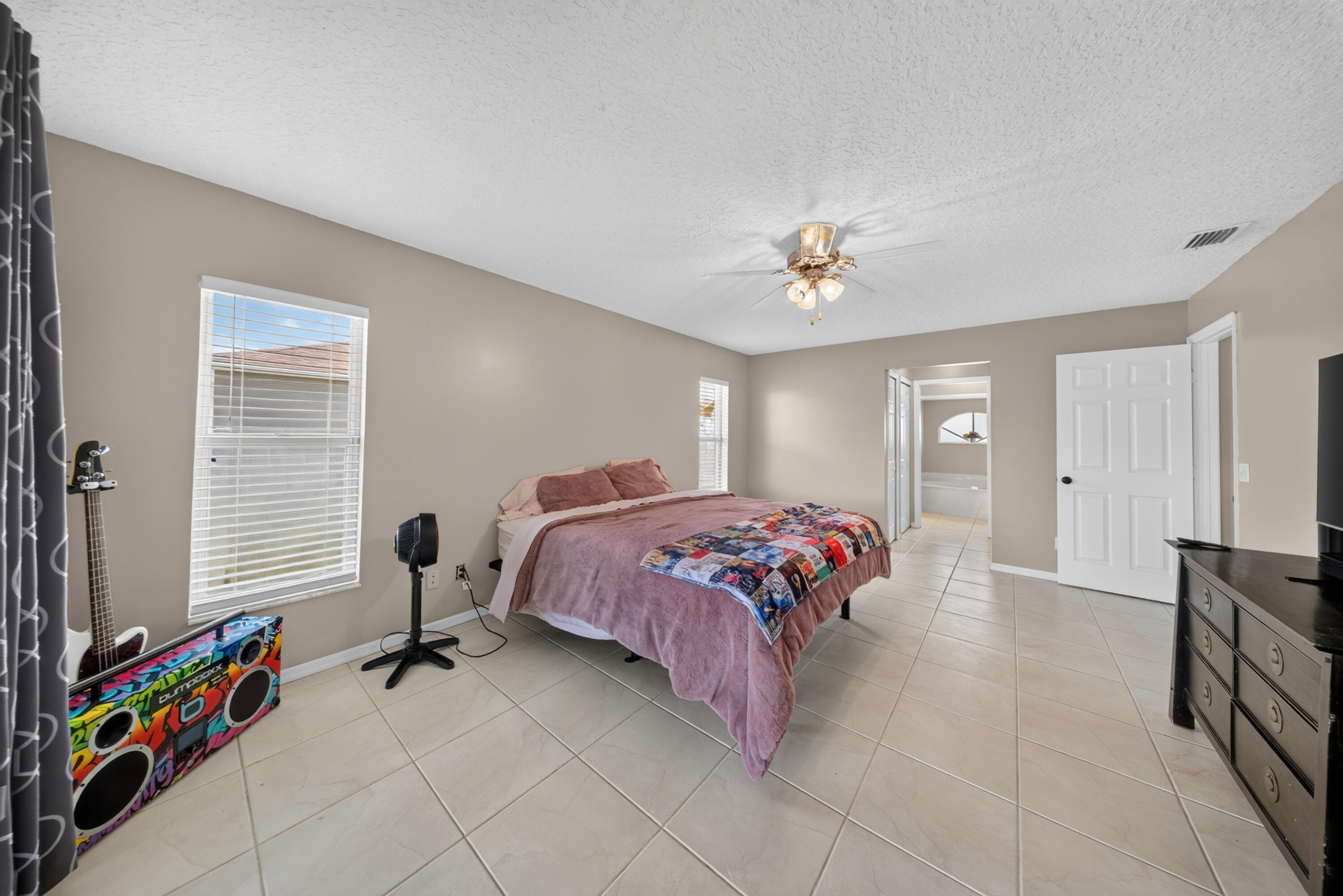 PORT ST LUCIE SECTION 4 - Residential