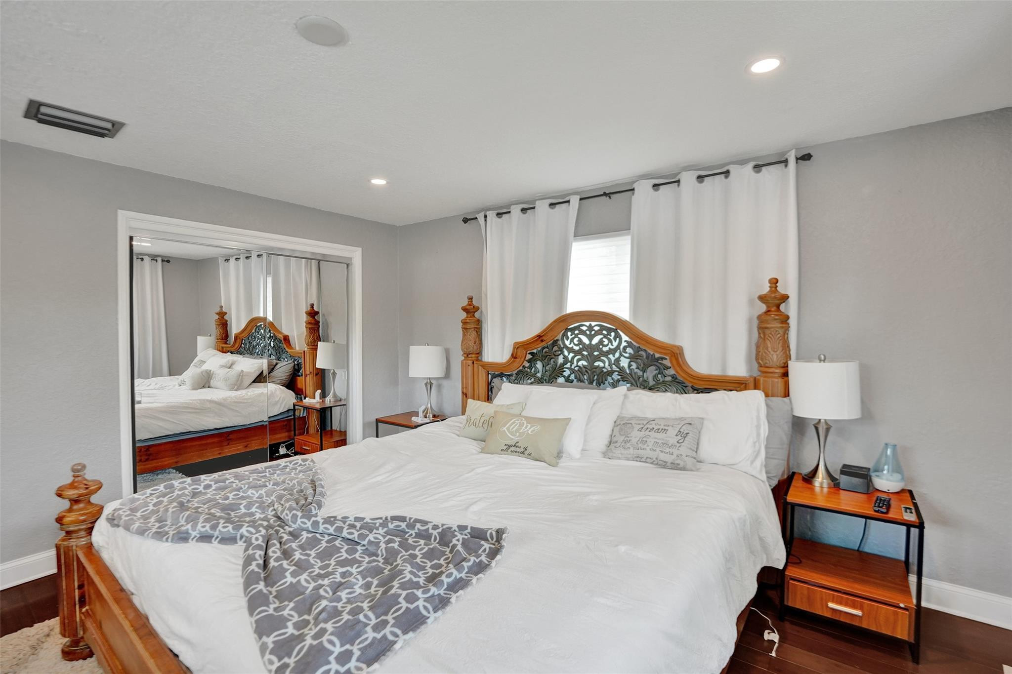 JENADA VILLAS - Residential Lease