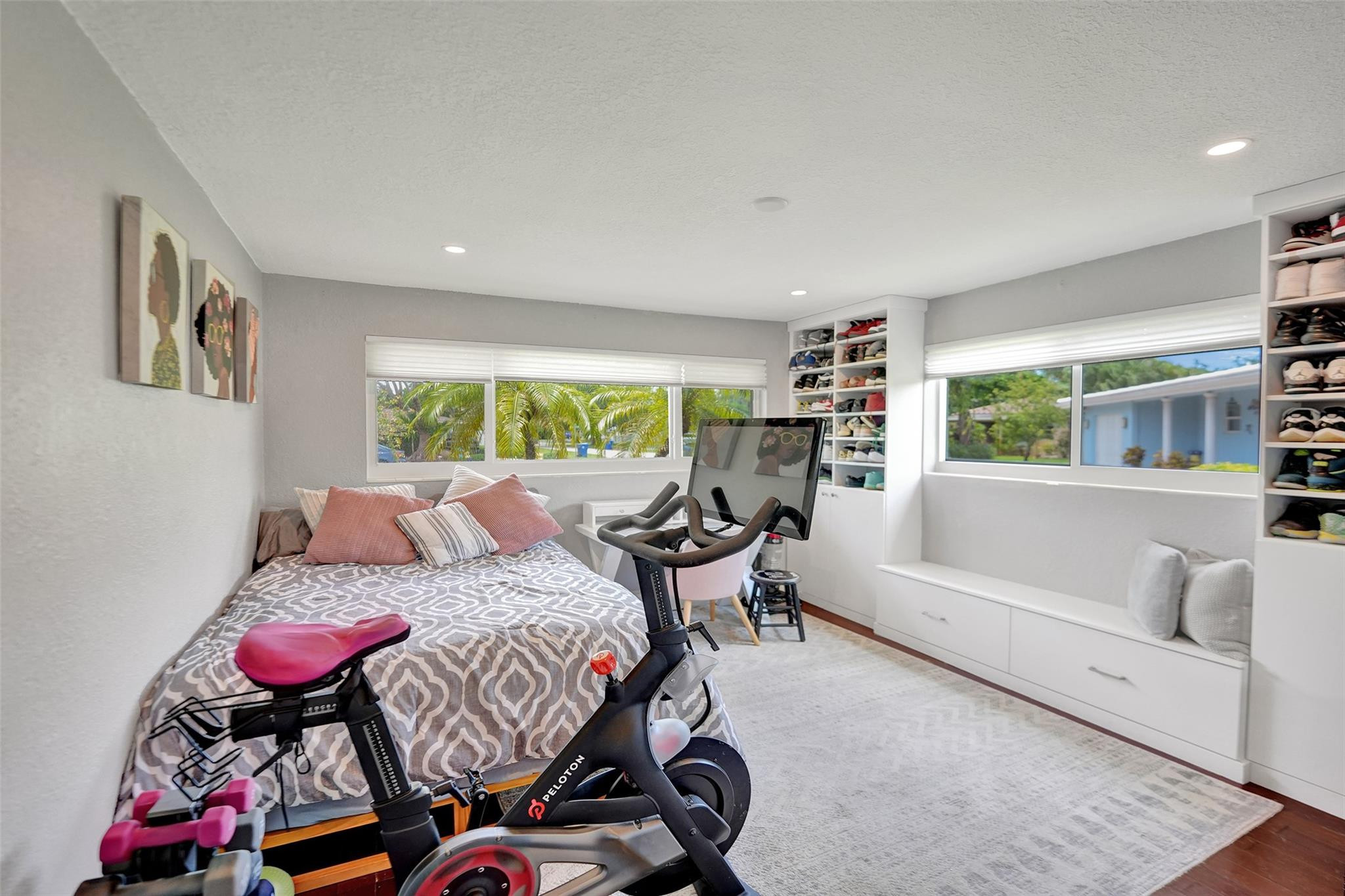 JENADA VILLAS - Residential Lease