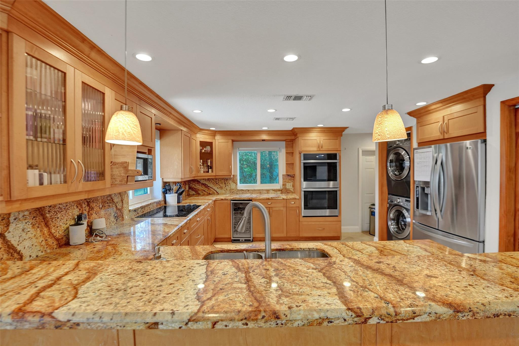 JENADA VILLAS - Residential Lease