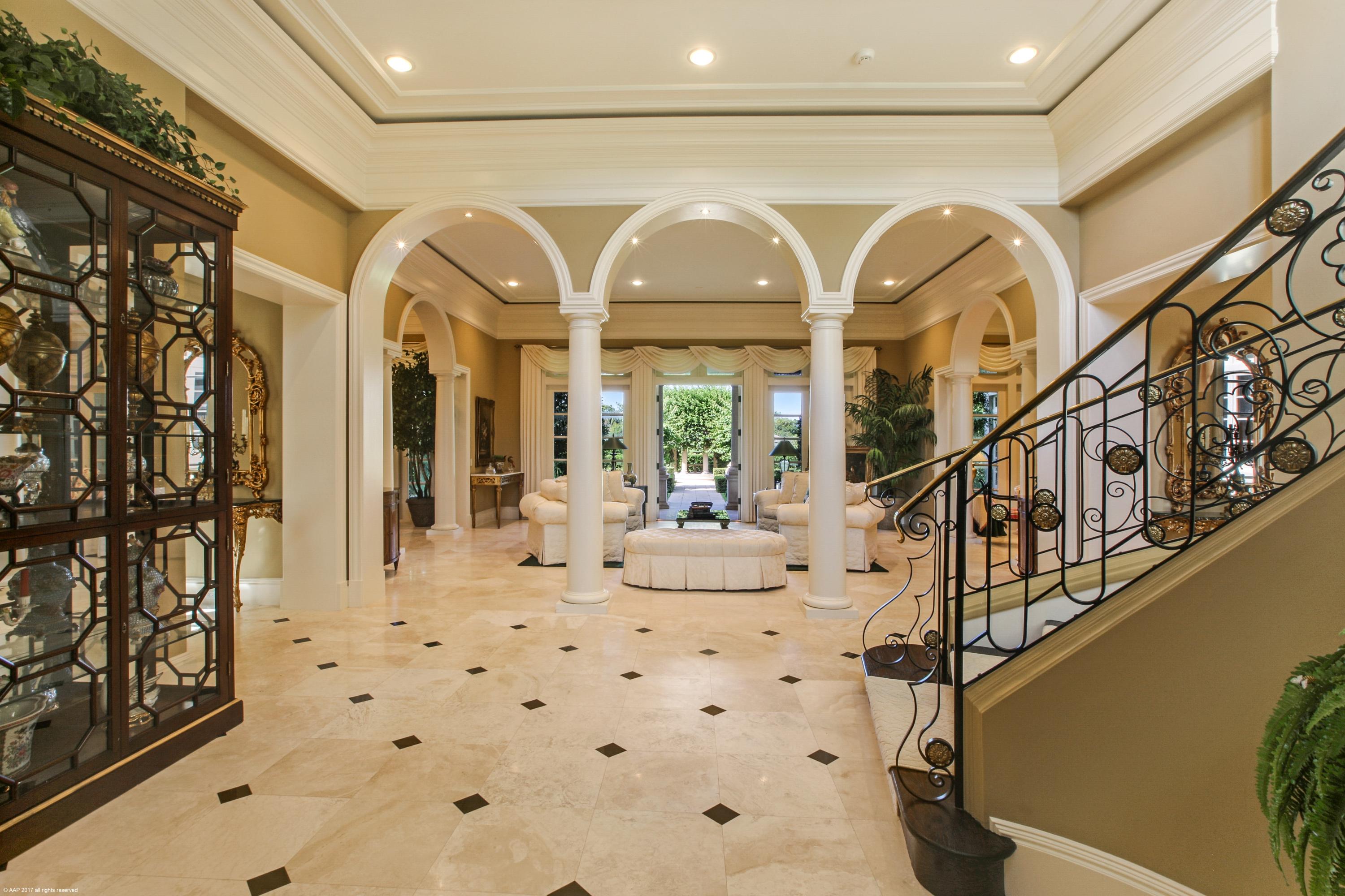 BRIDLE PATH OF PB POLO & COUNTRY CLUB - Residential