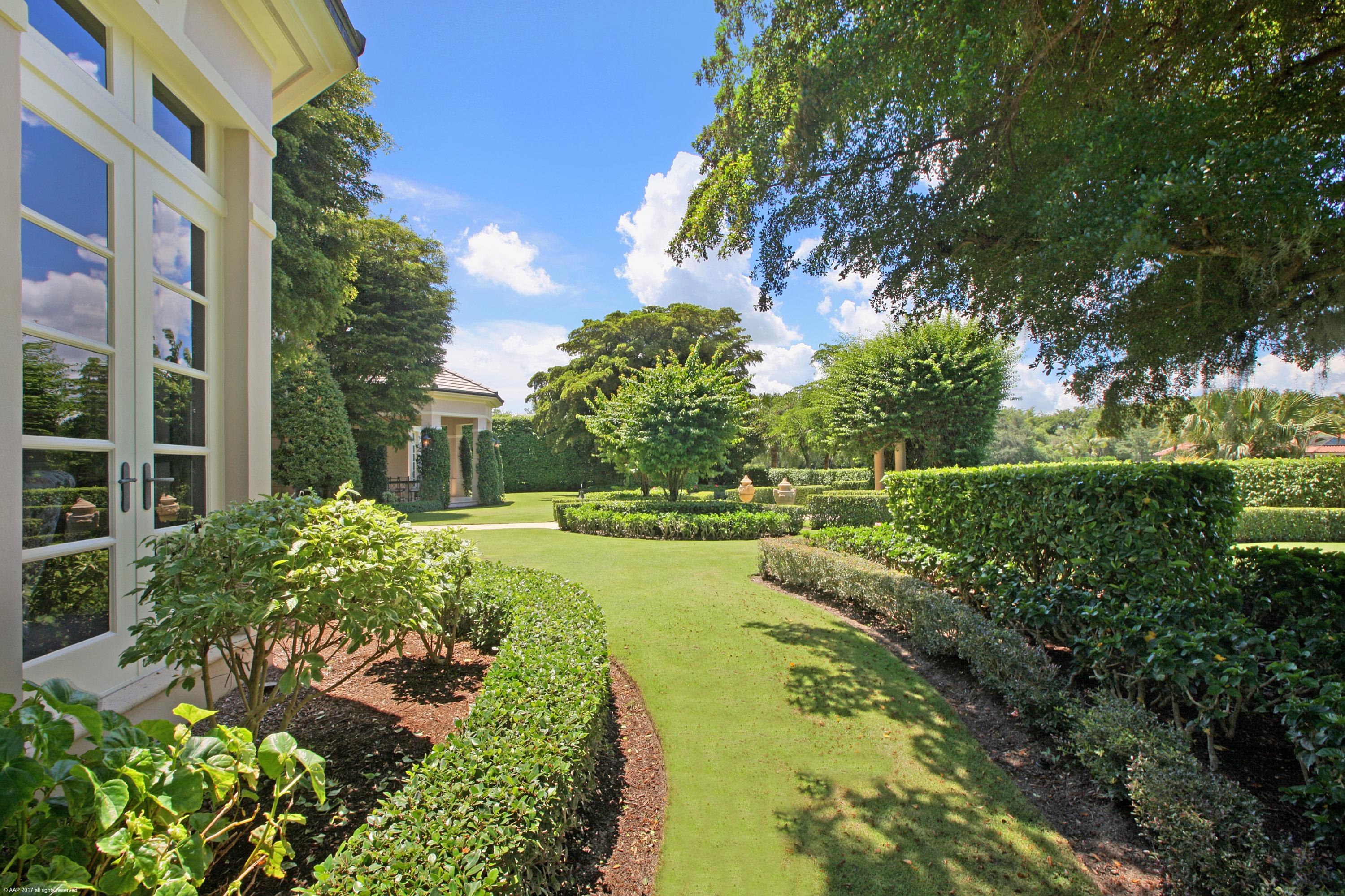 BRIDLE PATH OF PB POLO & COUNTRY CLUB - Residential