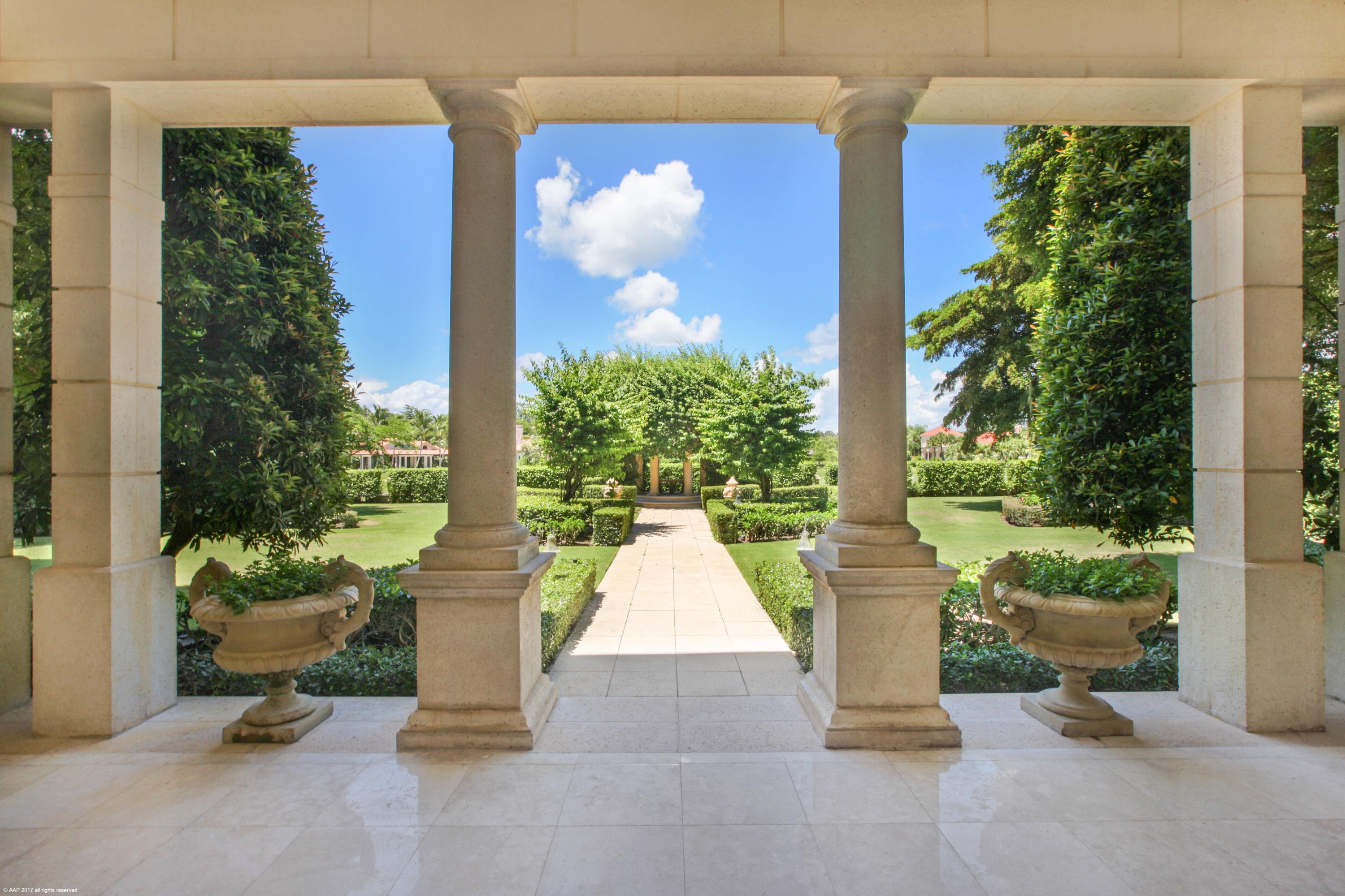 BRIDLE PATH OF PB POLO & COUNTRY CLUB - Residential