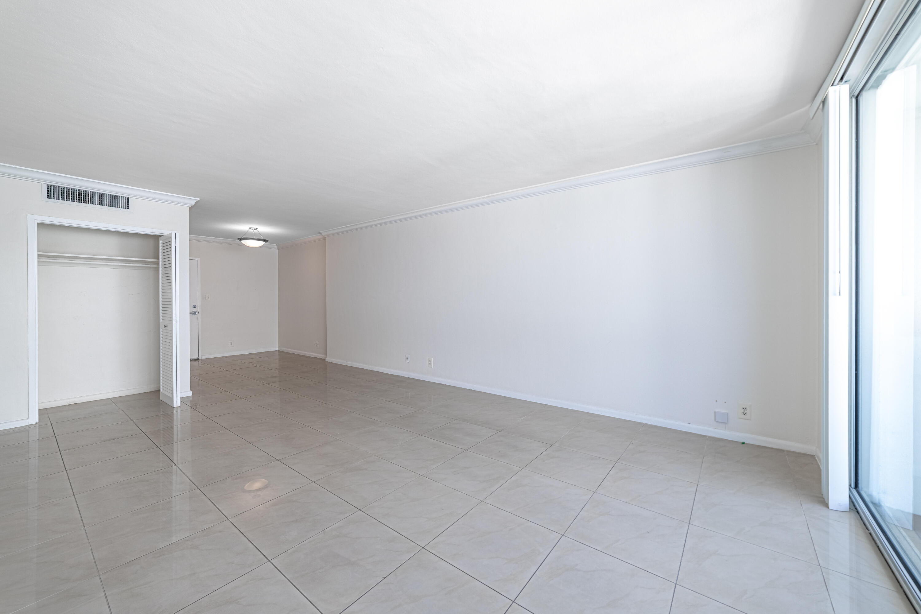 MIRADOR 1200 CONDO - Residential