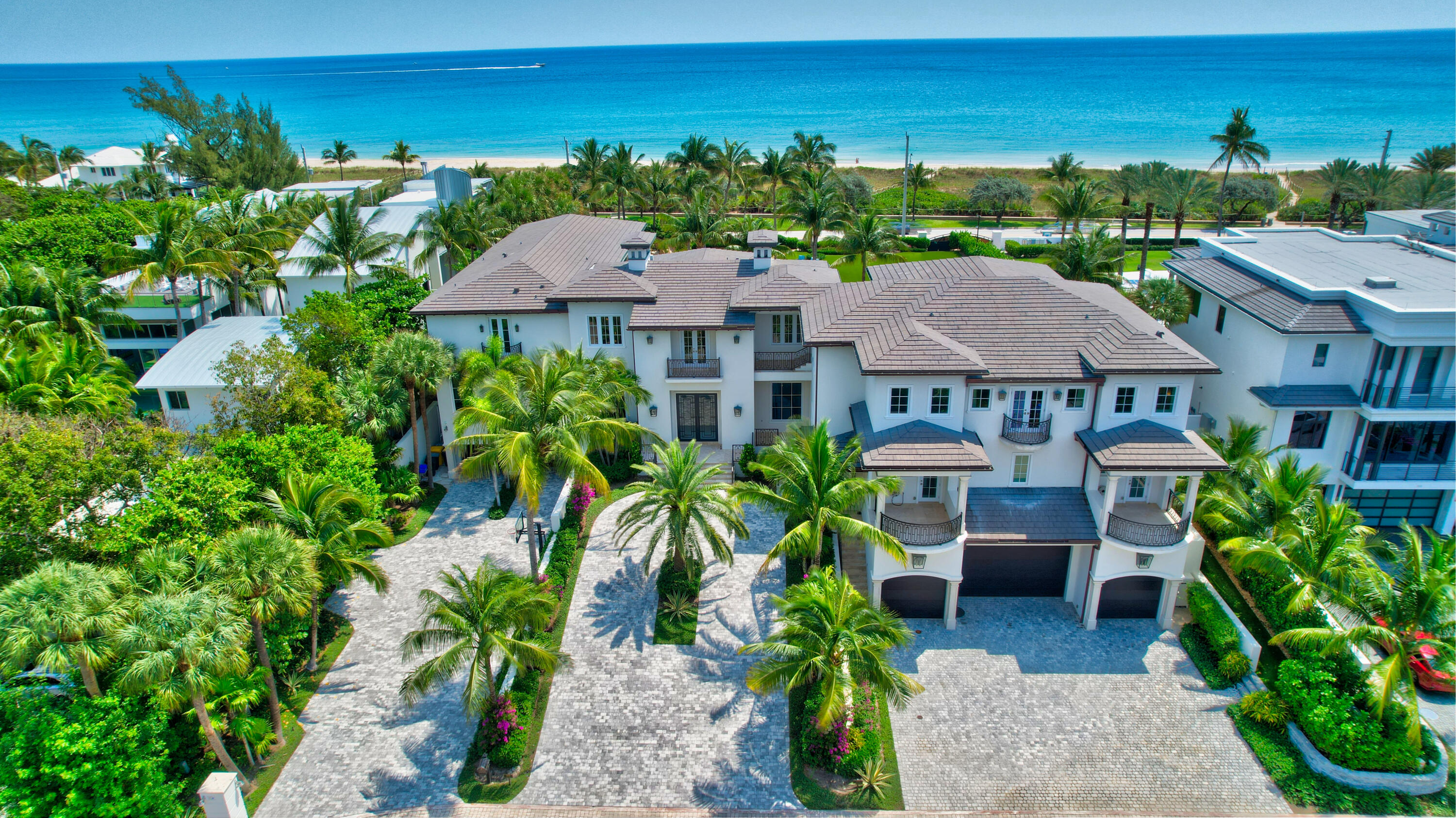STUNNING 5 BEDROOM OCEAN ESTATE WITH A 2 BEDROOM GUEST HOUSE.  THIS NEWLY COMPLETED HOME SITS ON OVER AN ACRE  OF LAND AND HAS GARAGE PARKING FOR OVER 12 CARS.  THE HOME HAS ALMOST 12,000 SQ. FT. & 20,000 TOTAL SQ FT.  AMAZING OCEAN VIEWS.