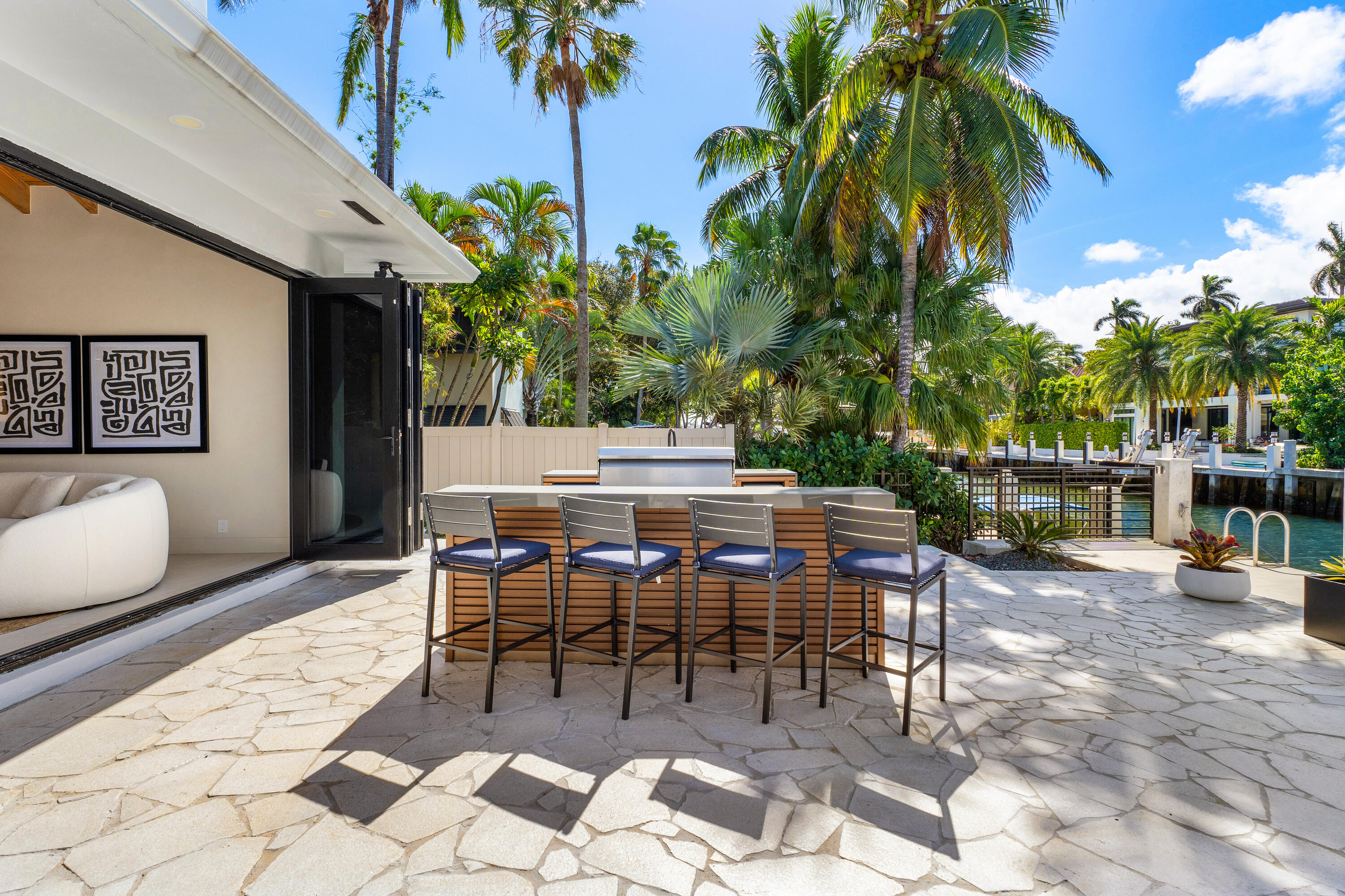 CORAL ISLES / LAS OLAS ISLES - Residential