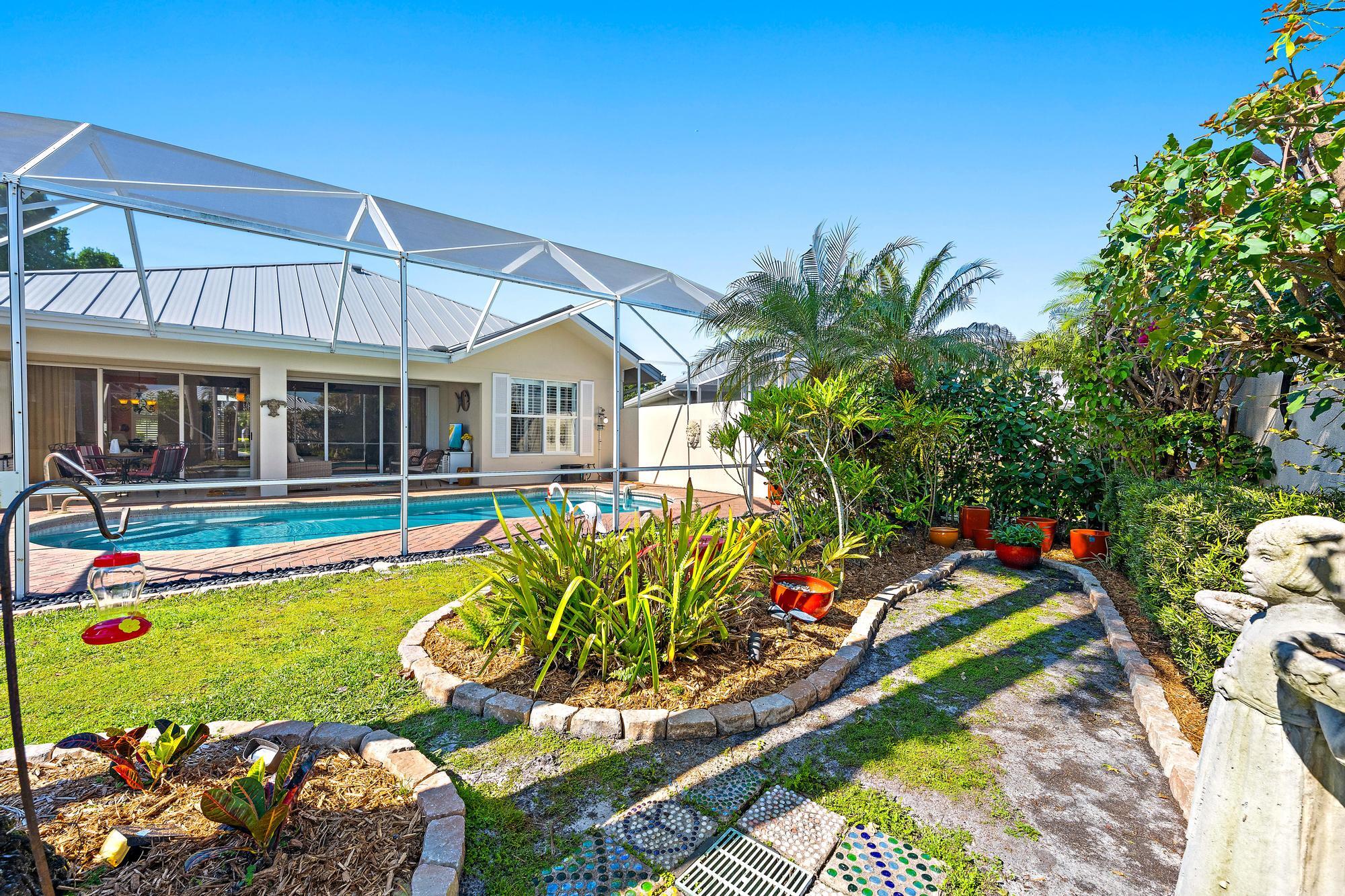 THE MEADOWS AT MARTIN DOWNS - Residential