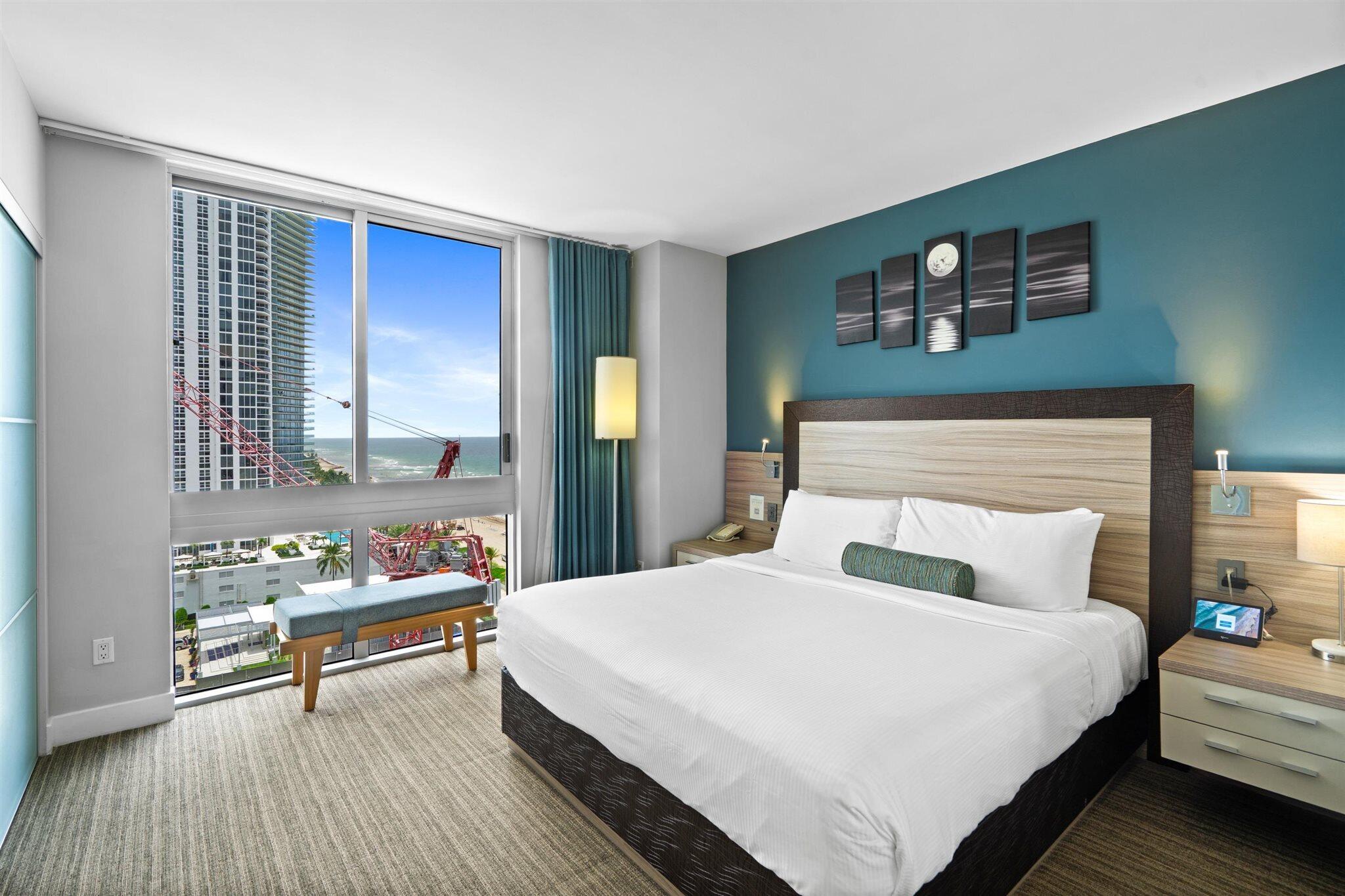 M RESORT RESIDENCES CONDO - Residential