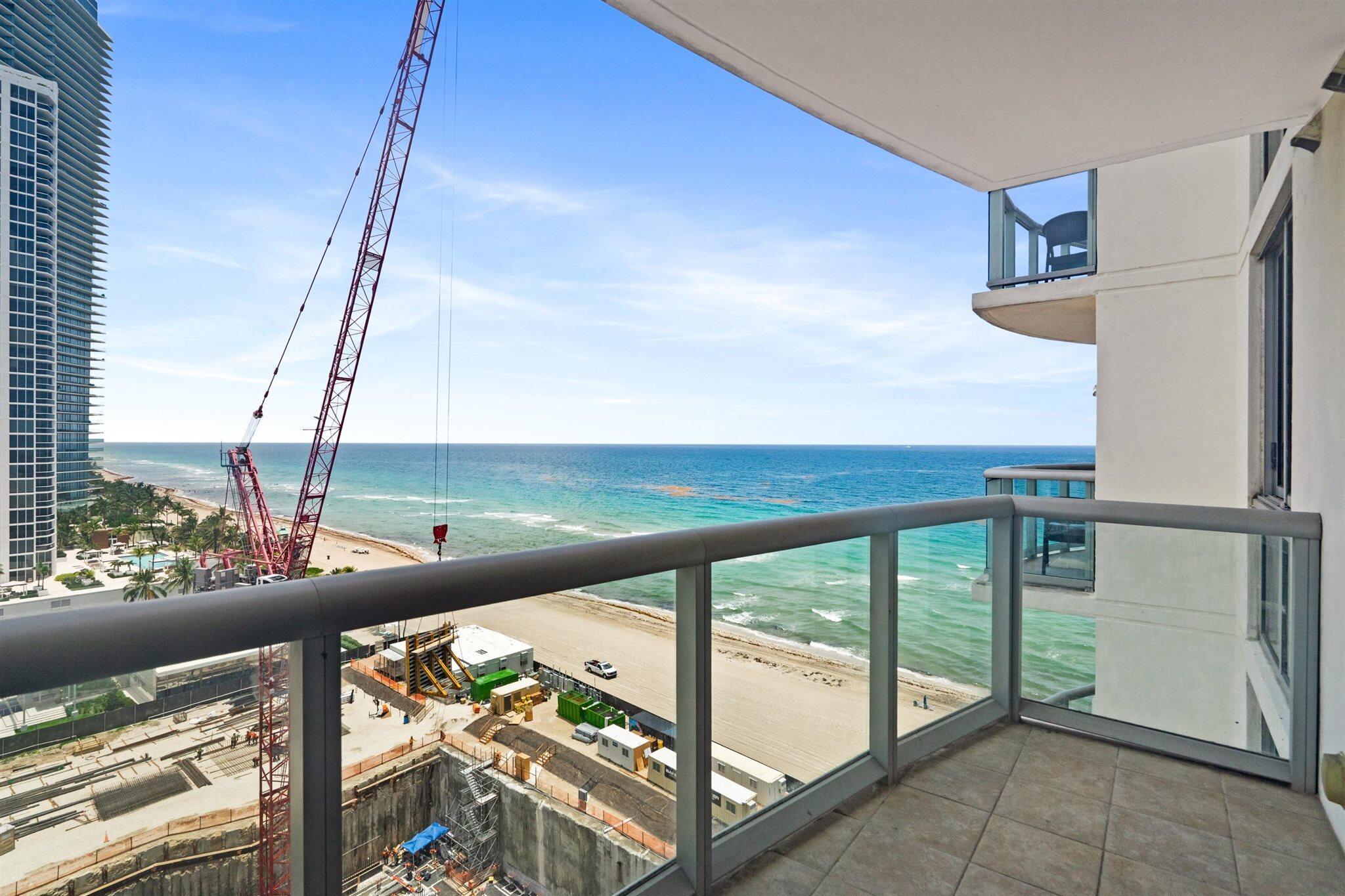 M RESORT RESIDENCES CONDO - Residential
