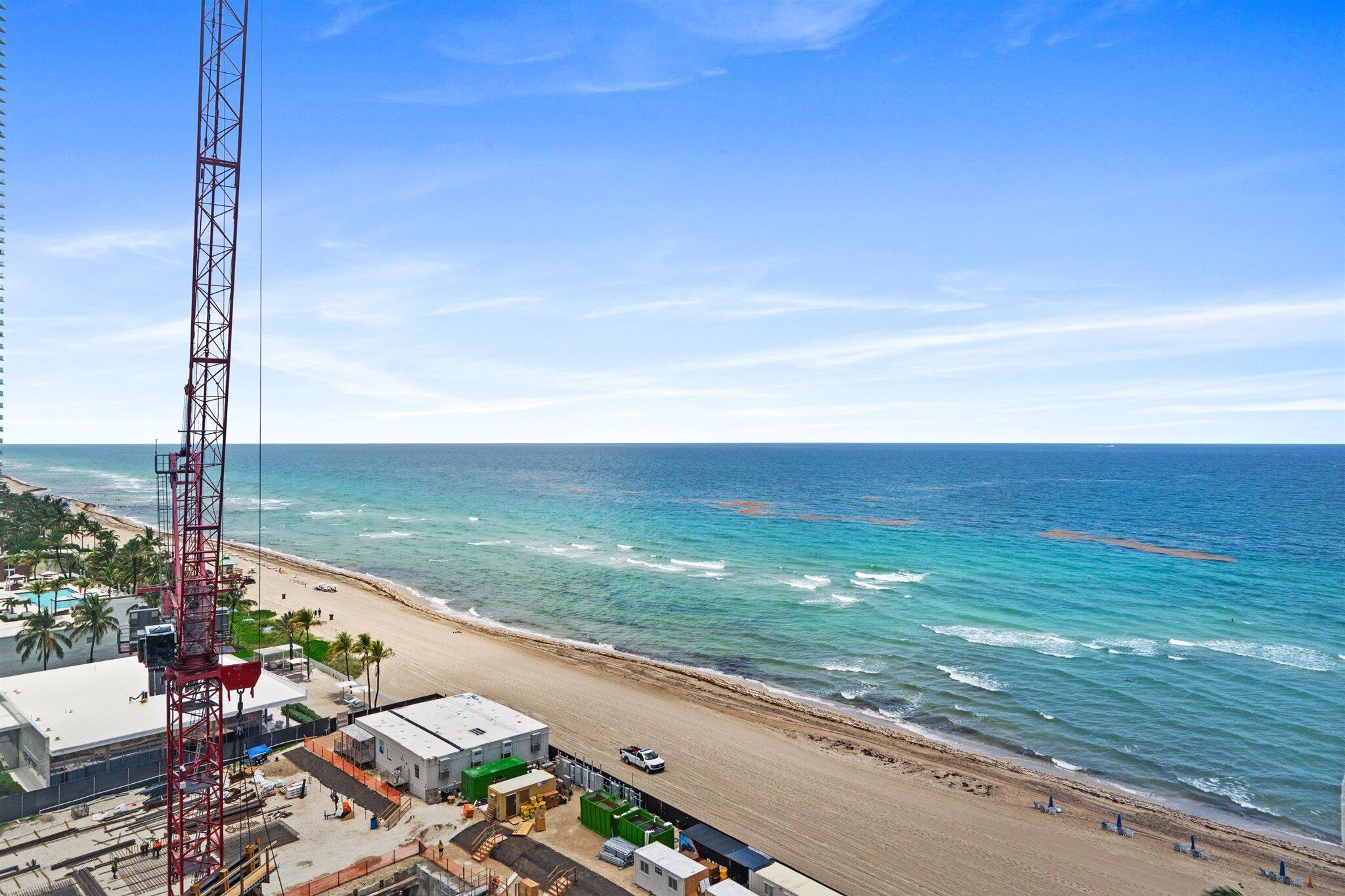 M RESORT RESIDENCES CONDO - Residential