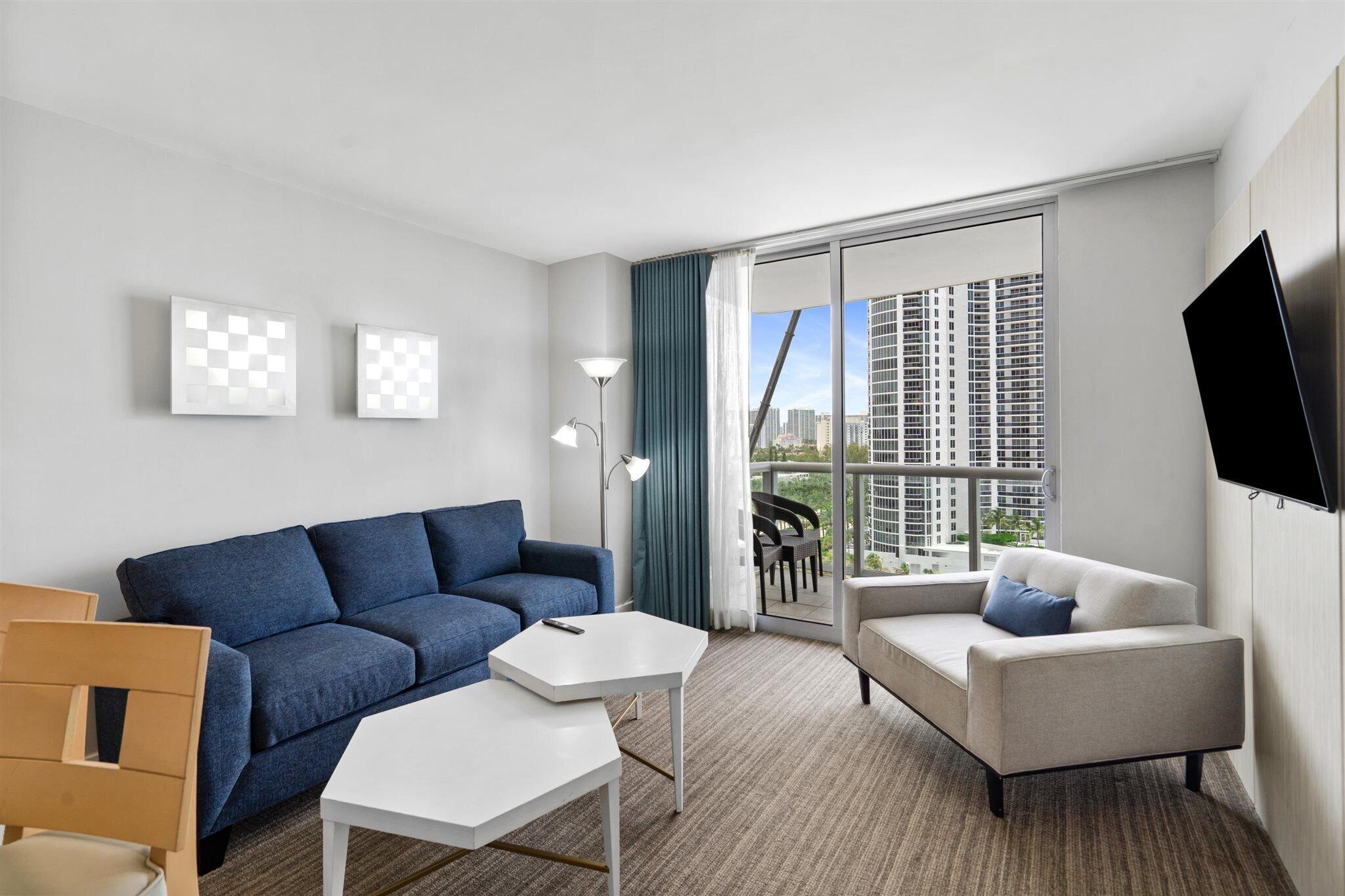 M RESORT RESIDENCES CONDO - Residential