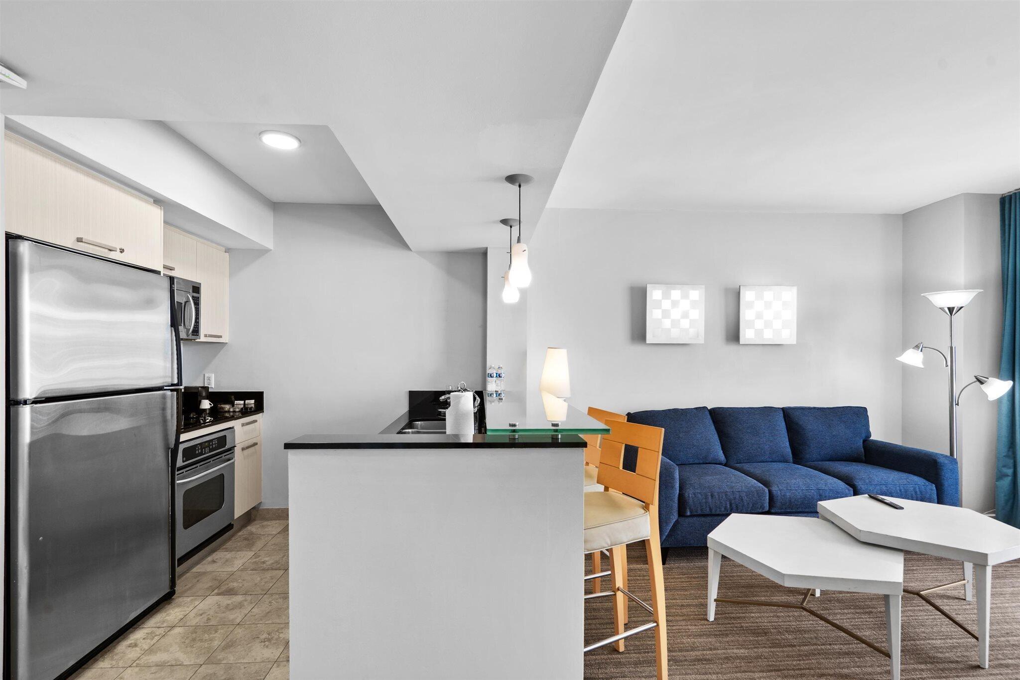 M RESORT RESIDENCES CONDO - Residential