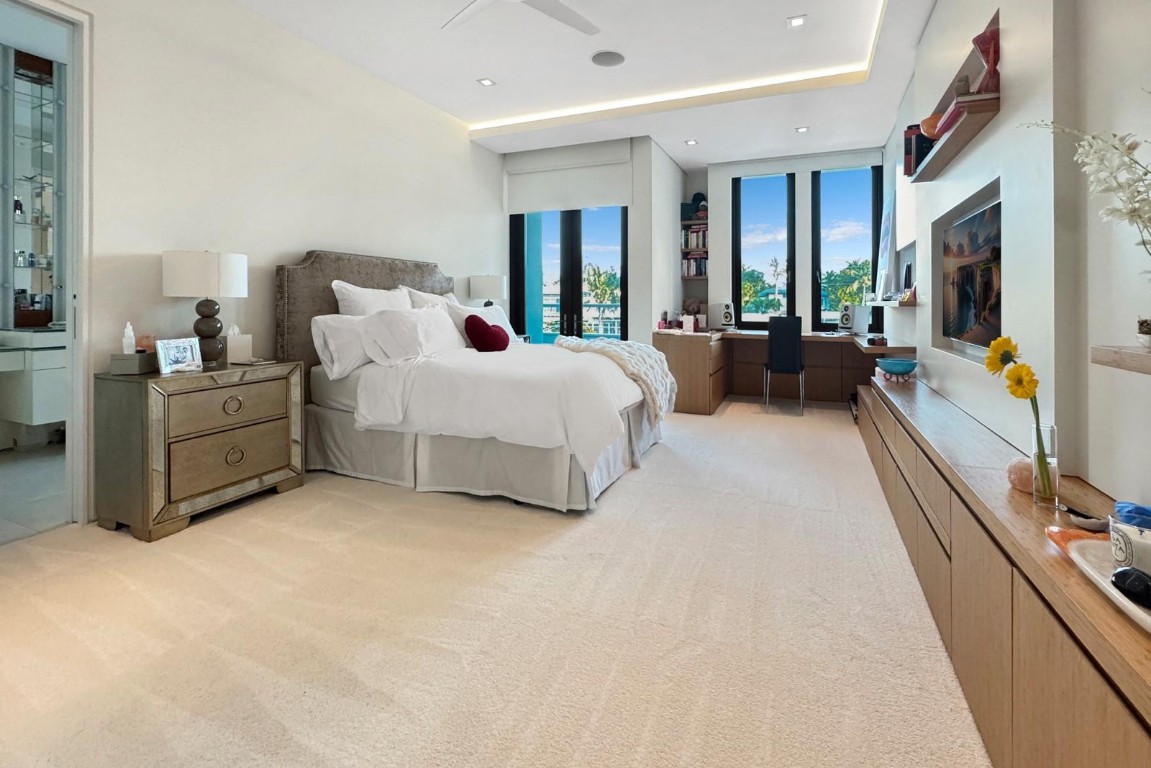 Pelican Isle 21-19 B - Residential