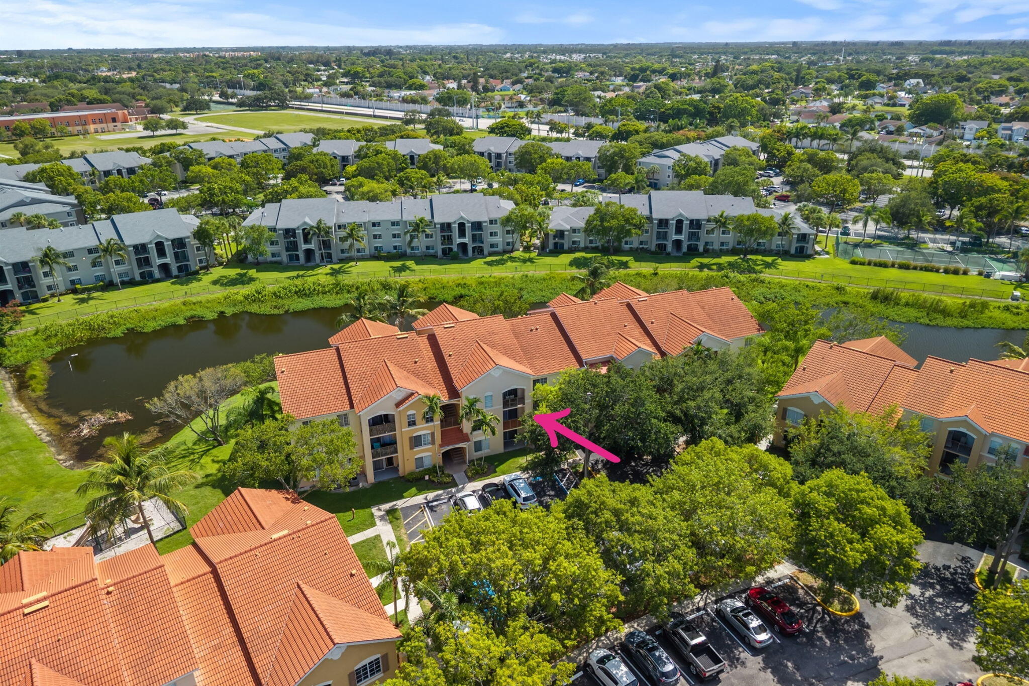 Emerald Isle At Laguna - Residential