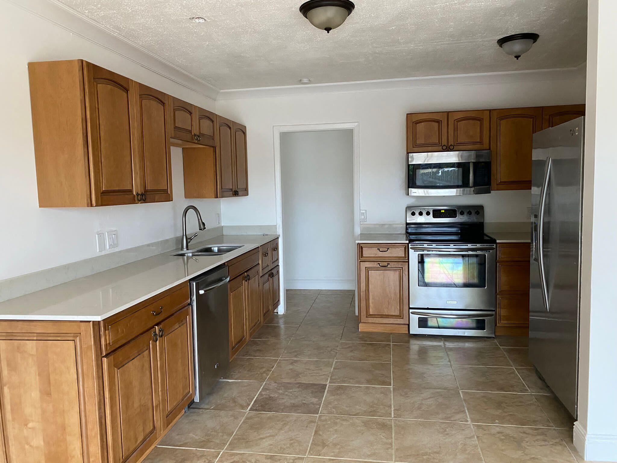 PALM SPRINGS VILLAGE 8 - Residential