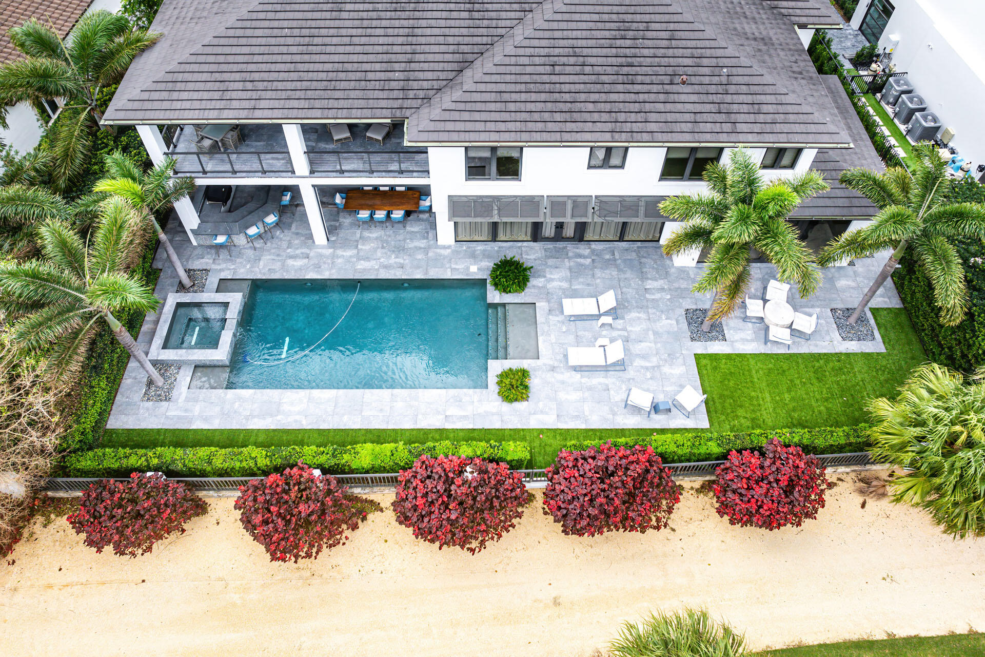 ROYAL PALM YACHT & COUNTRY CLUB - Residential