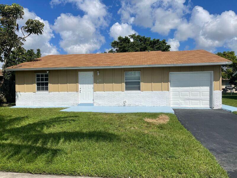 North Lauderdale Village - Residential