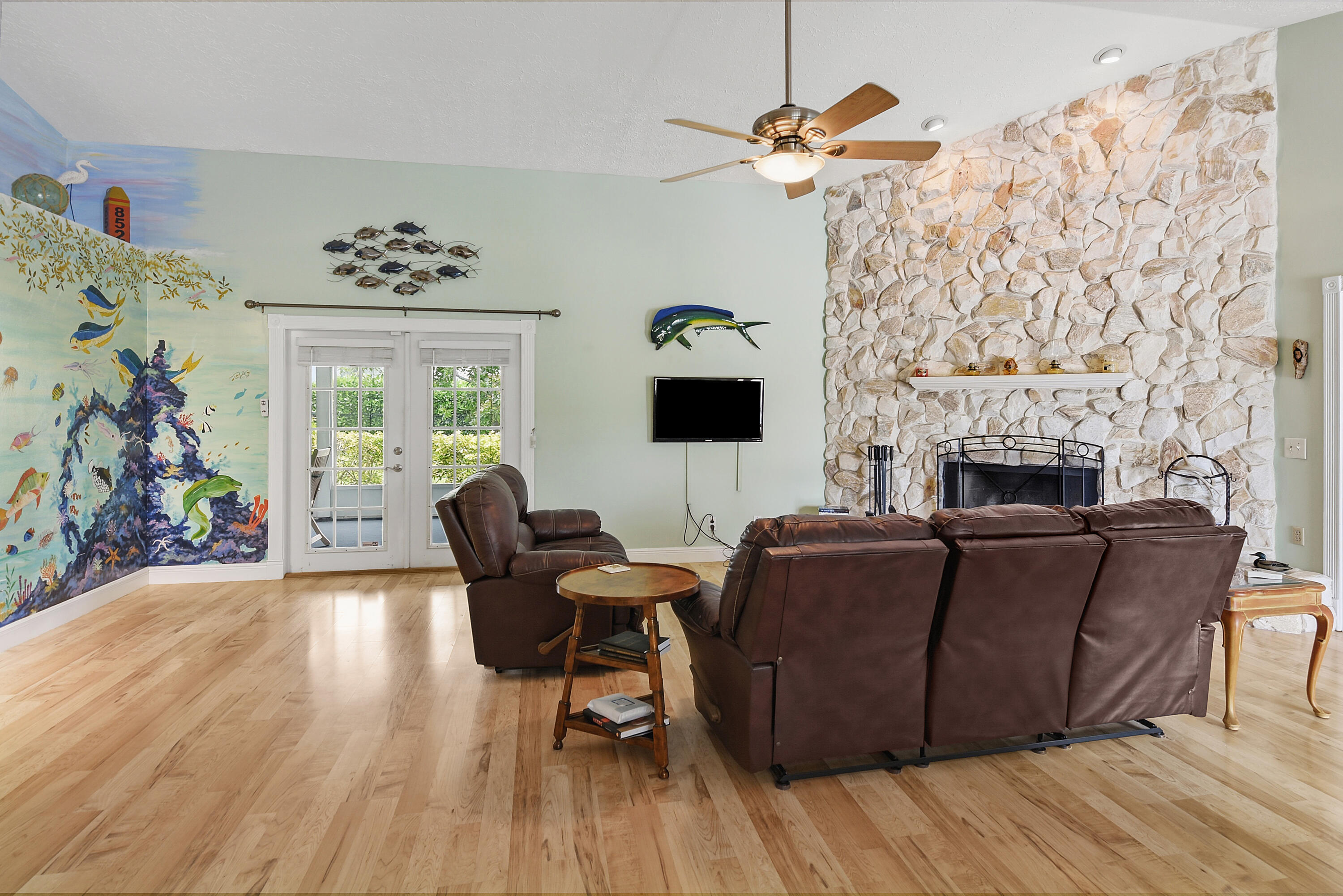 RAINBOW COVE - Residential