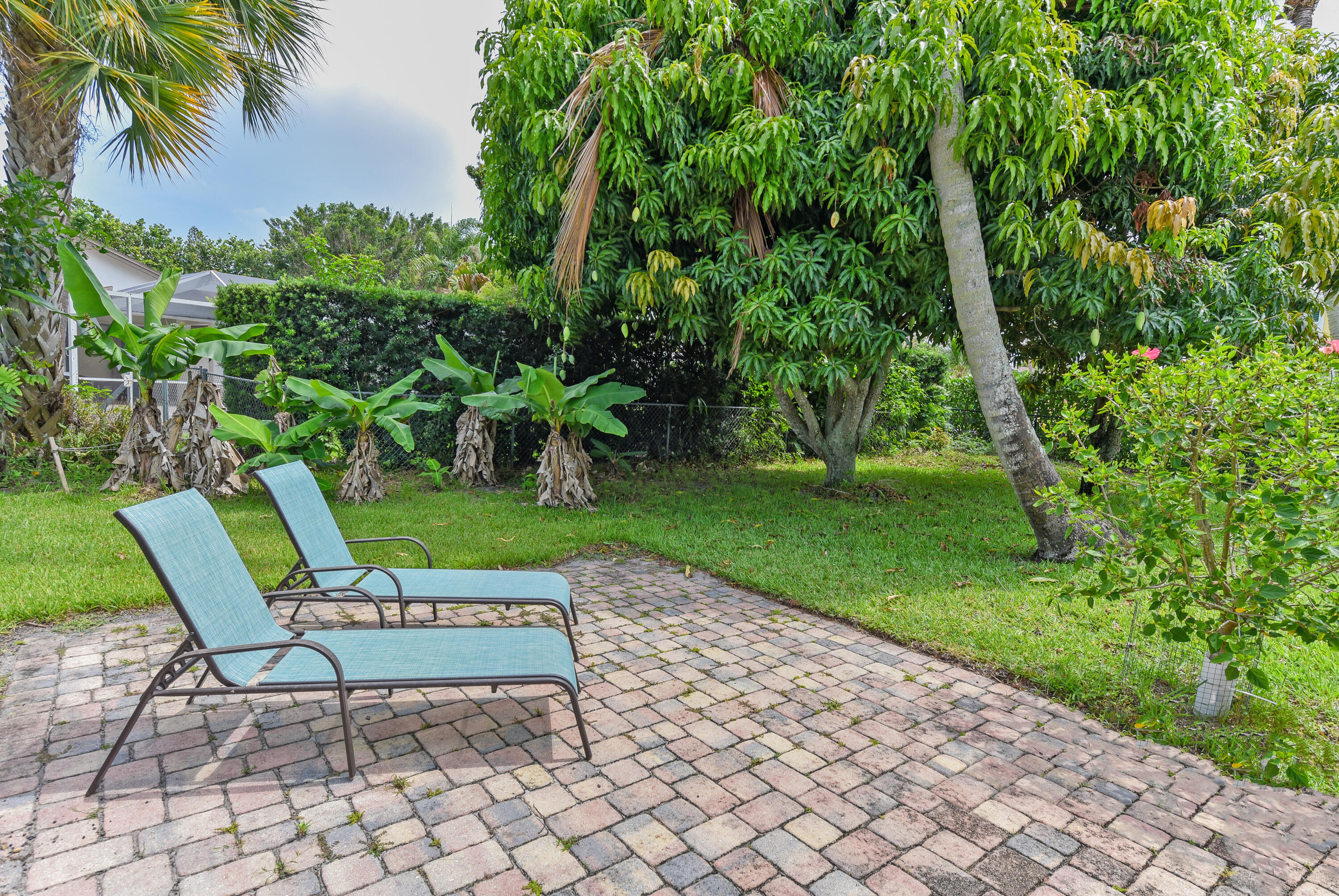 RAINBOW COVE - Residential