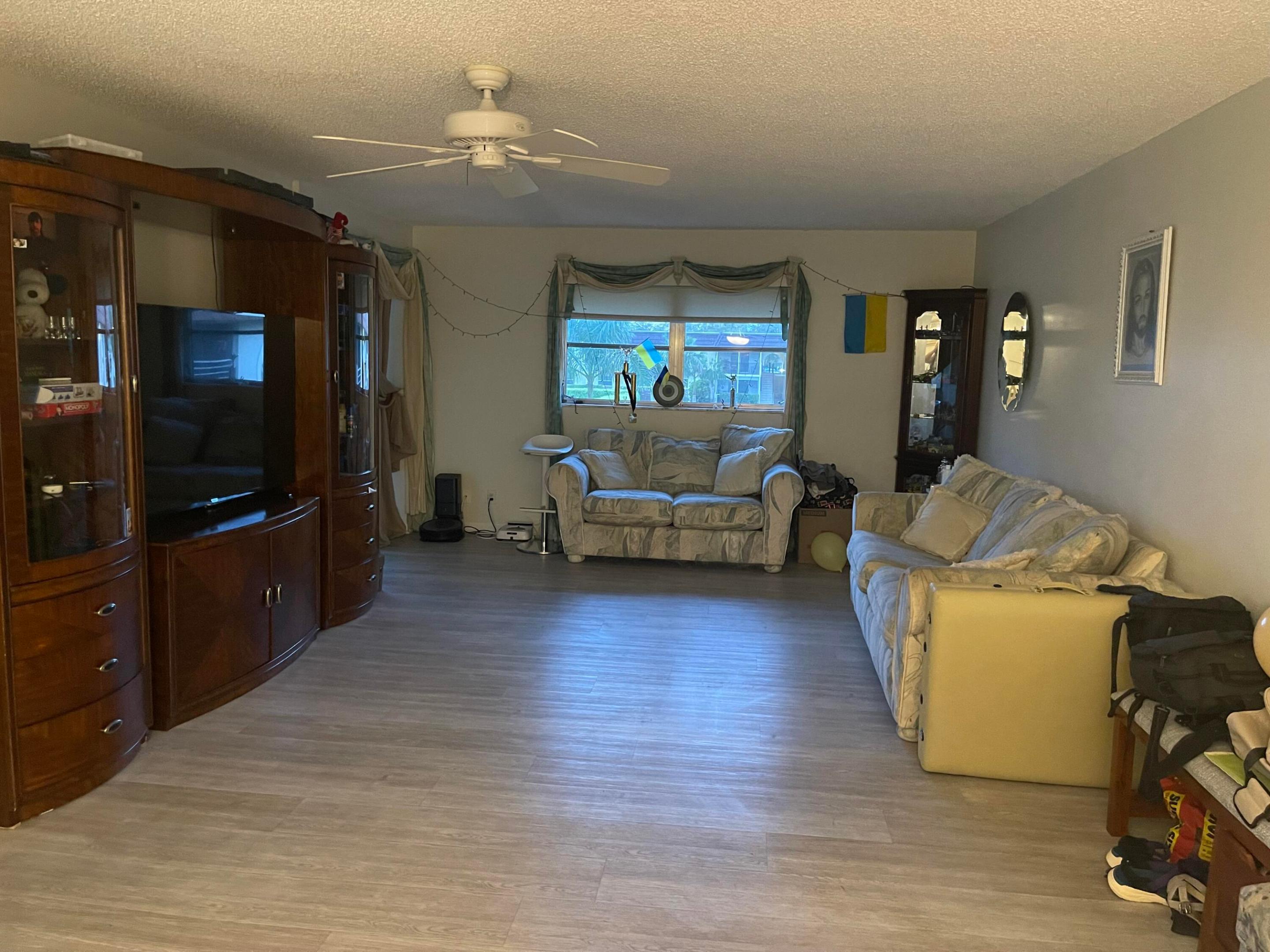 EDGEWOOD CONDOS - Residential Lease