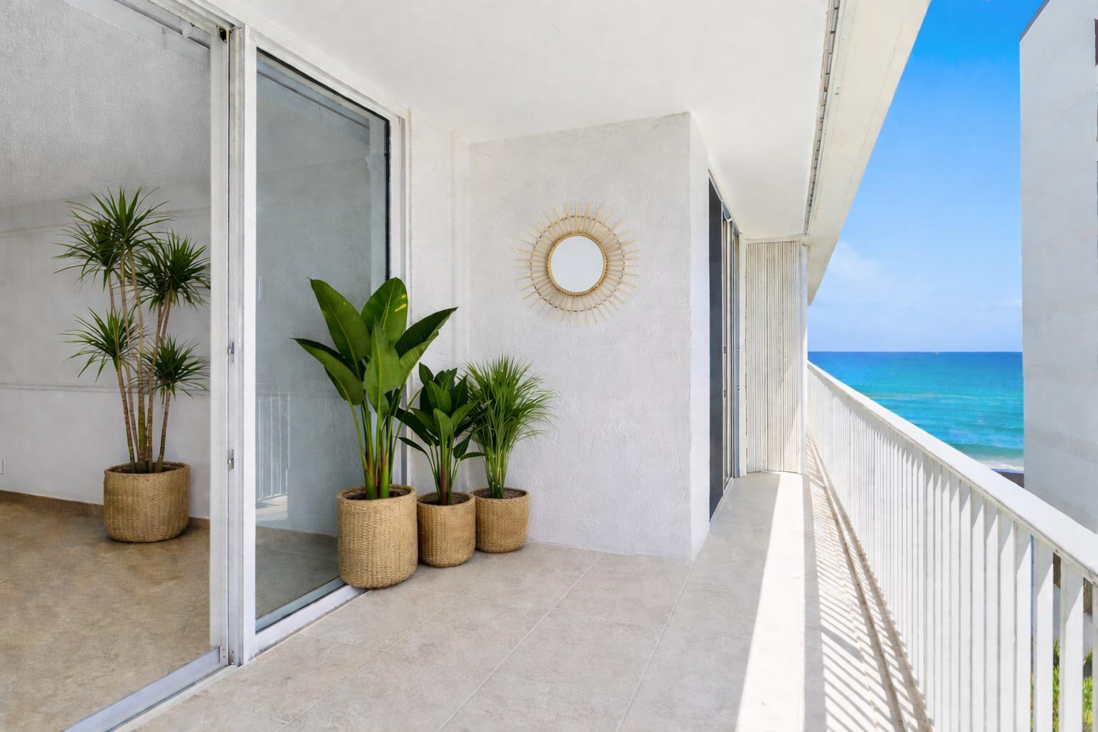 HORIZON EAST CONDO - Residential