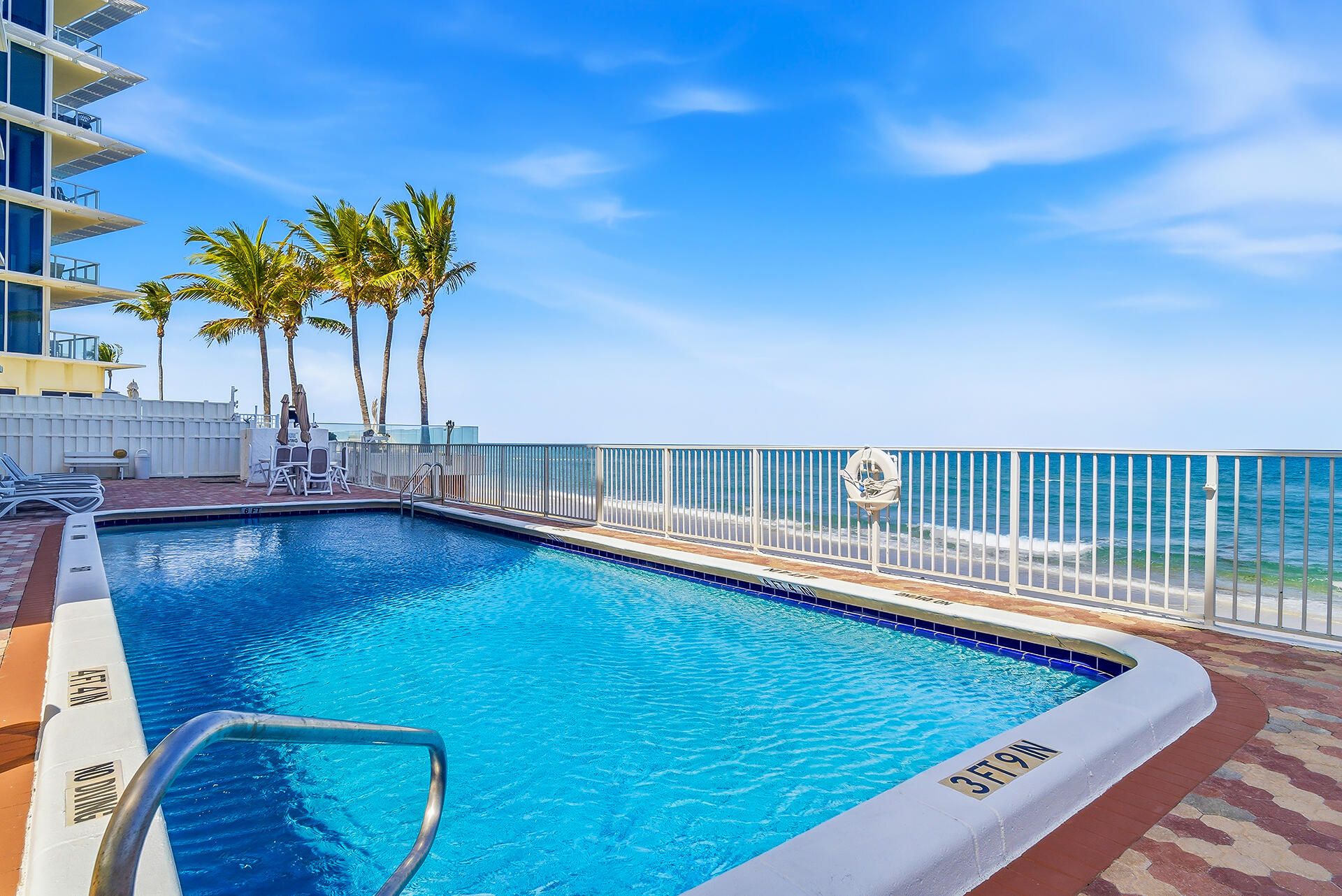 HORIZON EAST CONDO - Residential