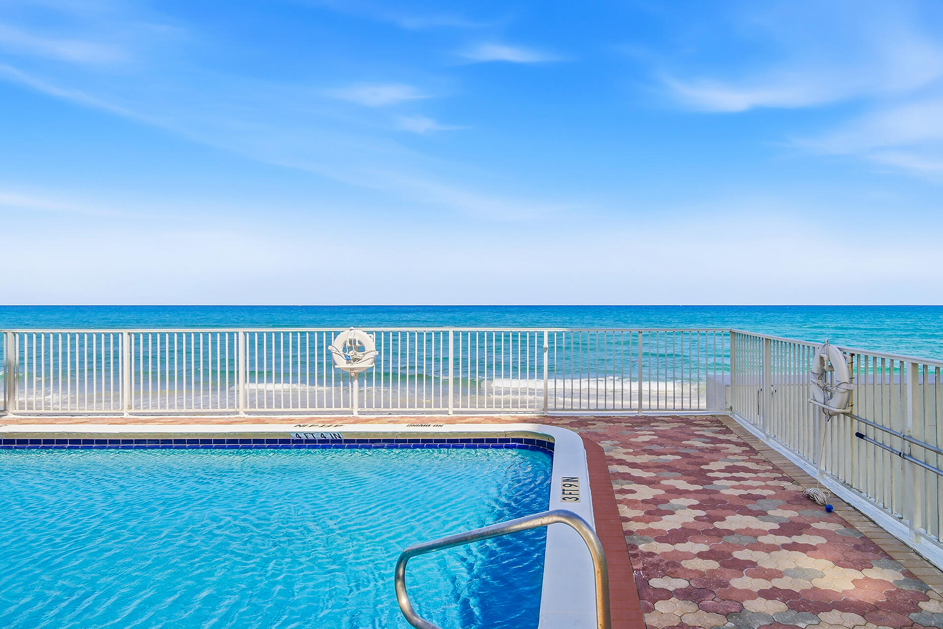 HORIZON EAST CONDO - Residential