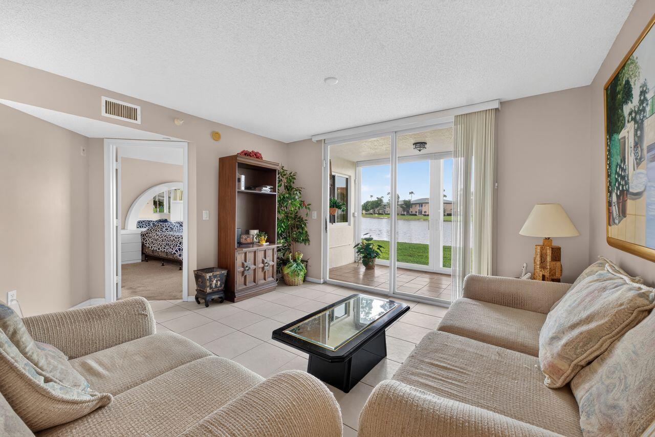 SOUTHAMPTON CONDOMINIUM I - Residential