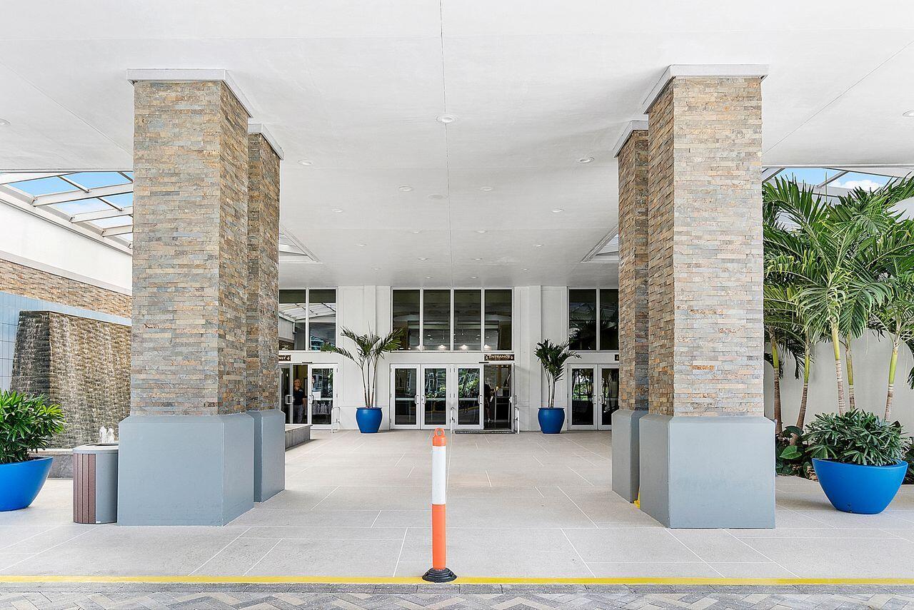 SOUTHAMPTON CONDOMINIUM I - Residential