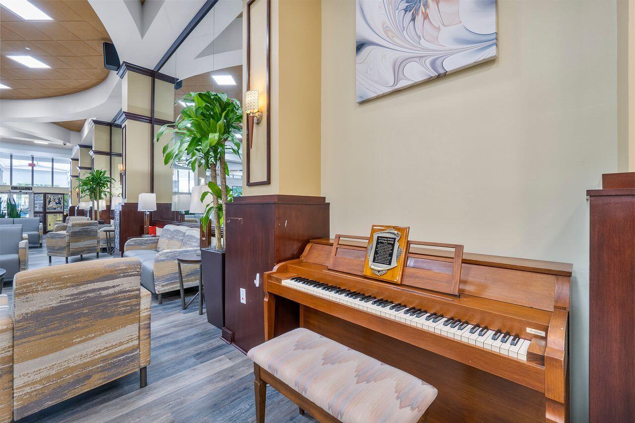 SOUTHAMPTON CONDOMINIUM I - Residential