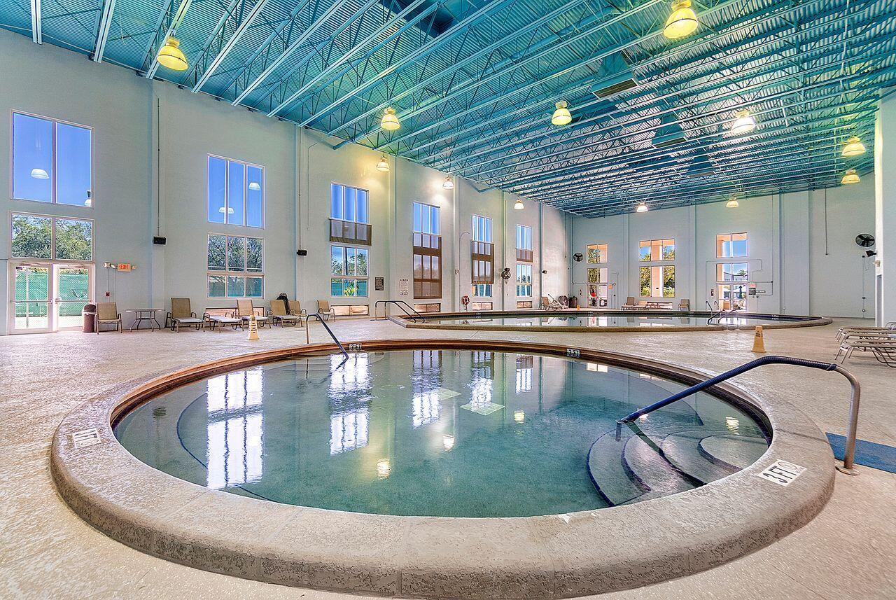 SOUTHAMPTON CONDOMINIUM I - Residential