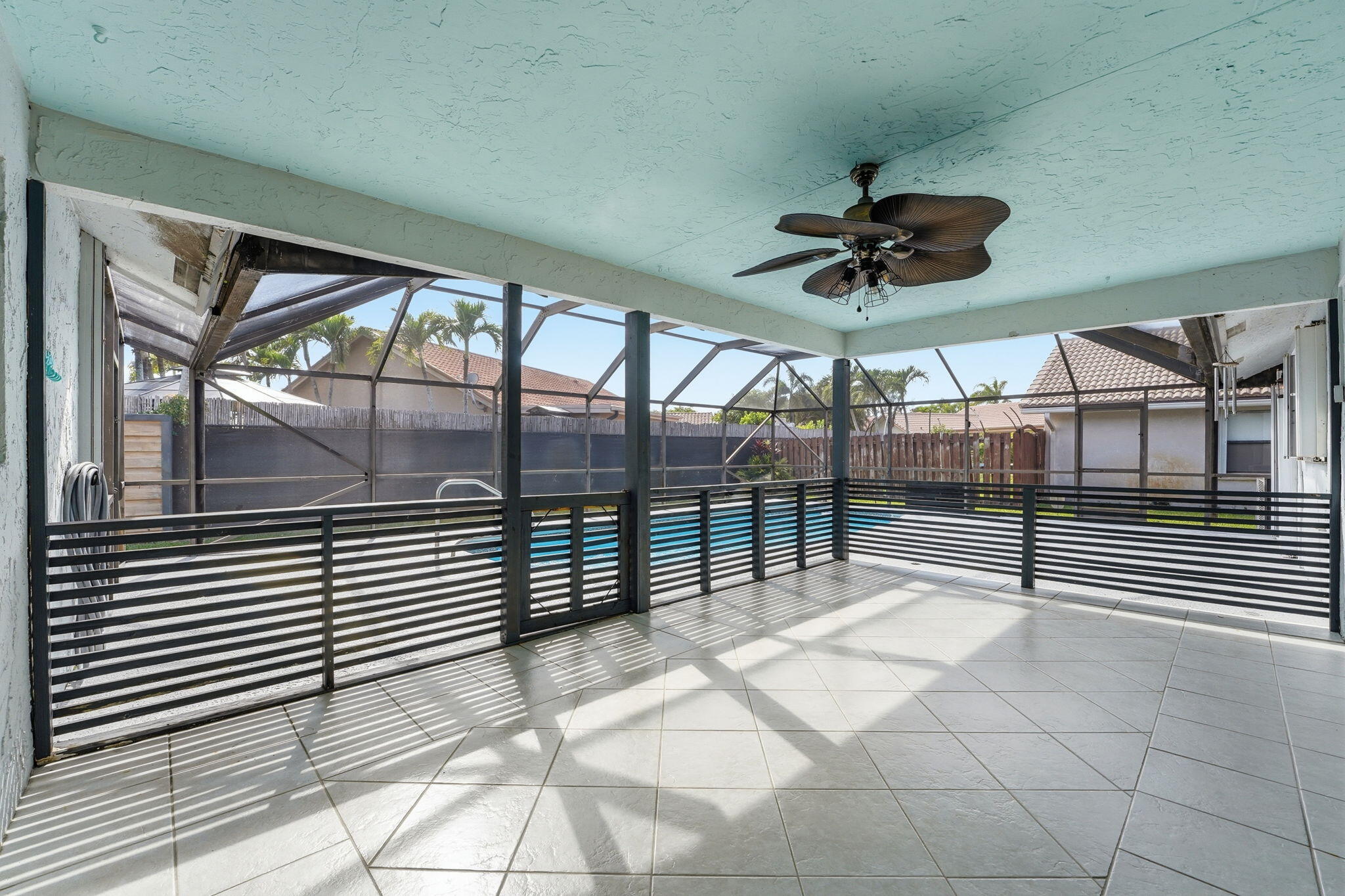 SUN VALLEY - Residential Lease