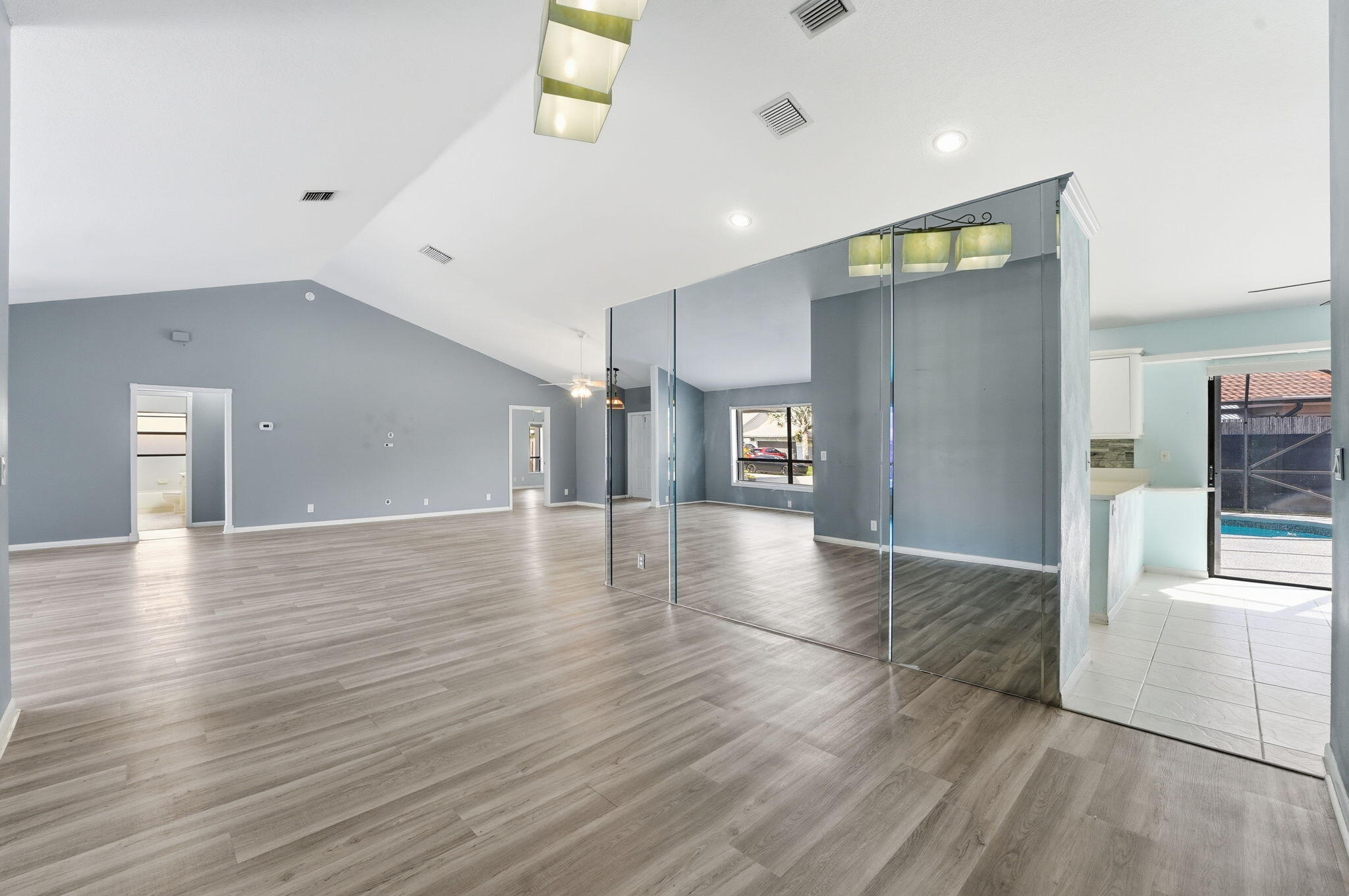 SUN VALLEY - Residential Lease